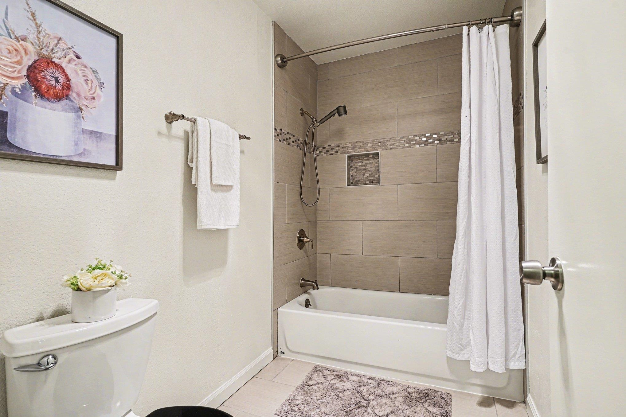 Photo #17: 41122933 Listing: Photo #17