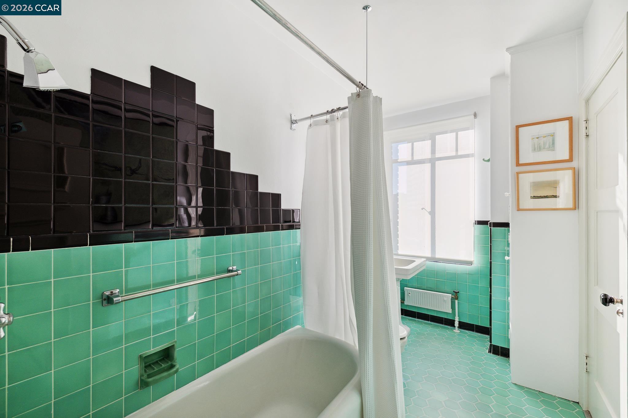 Photo #49: 41122934 Listing: Photo #49