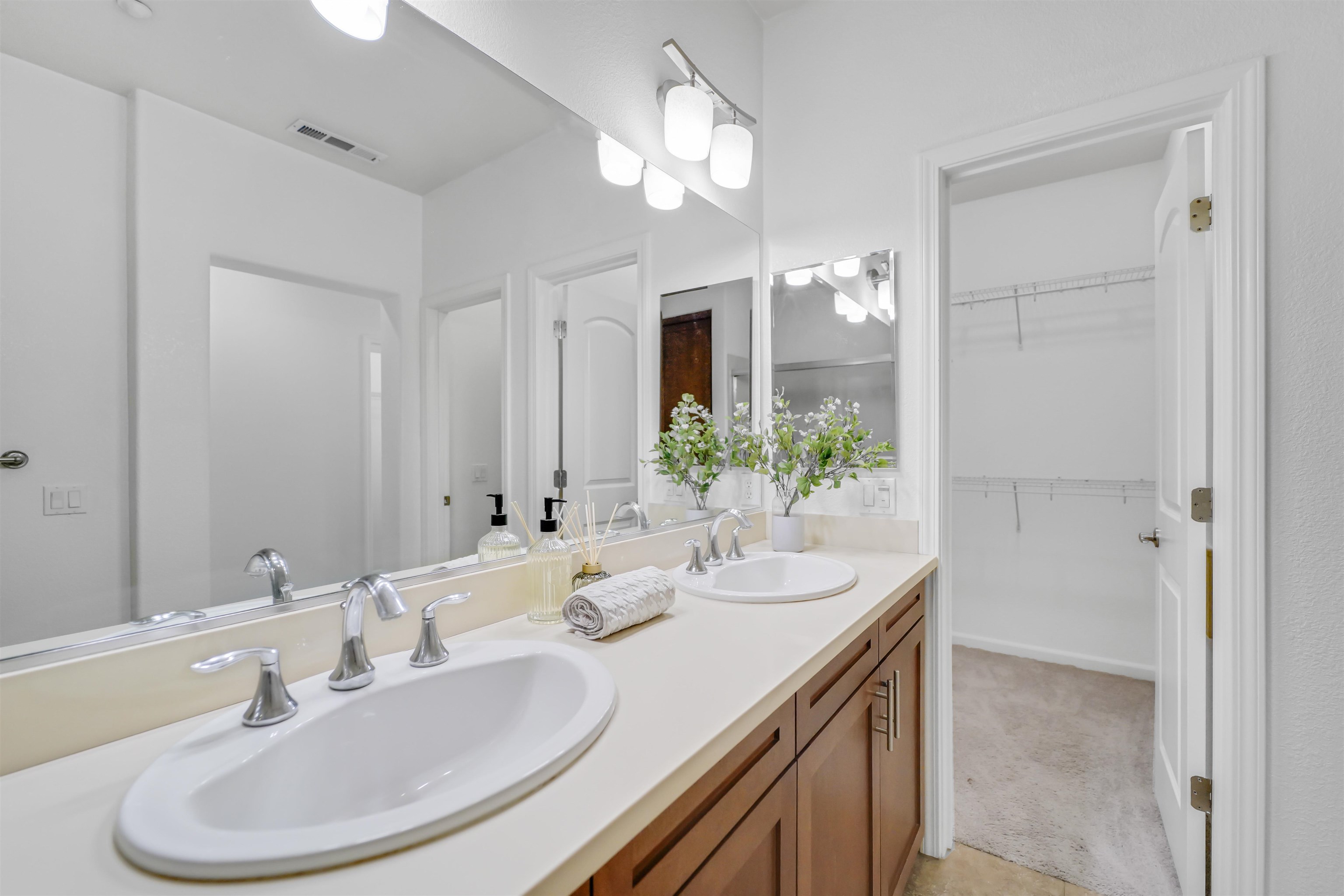 Detail Gallery Image 45 of 60 For 714 N Capitol Ave, San Jose,  CA 95133 - 3 Beds | 3 Baths