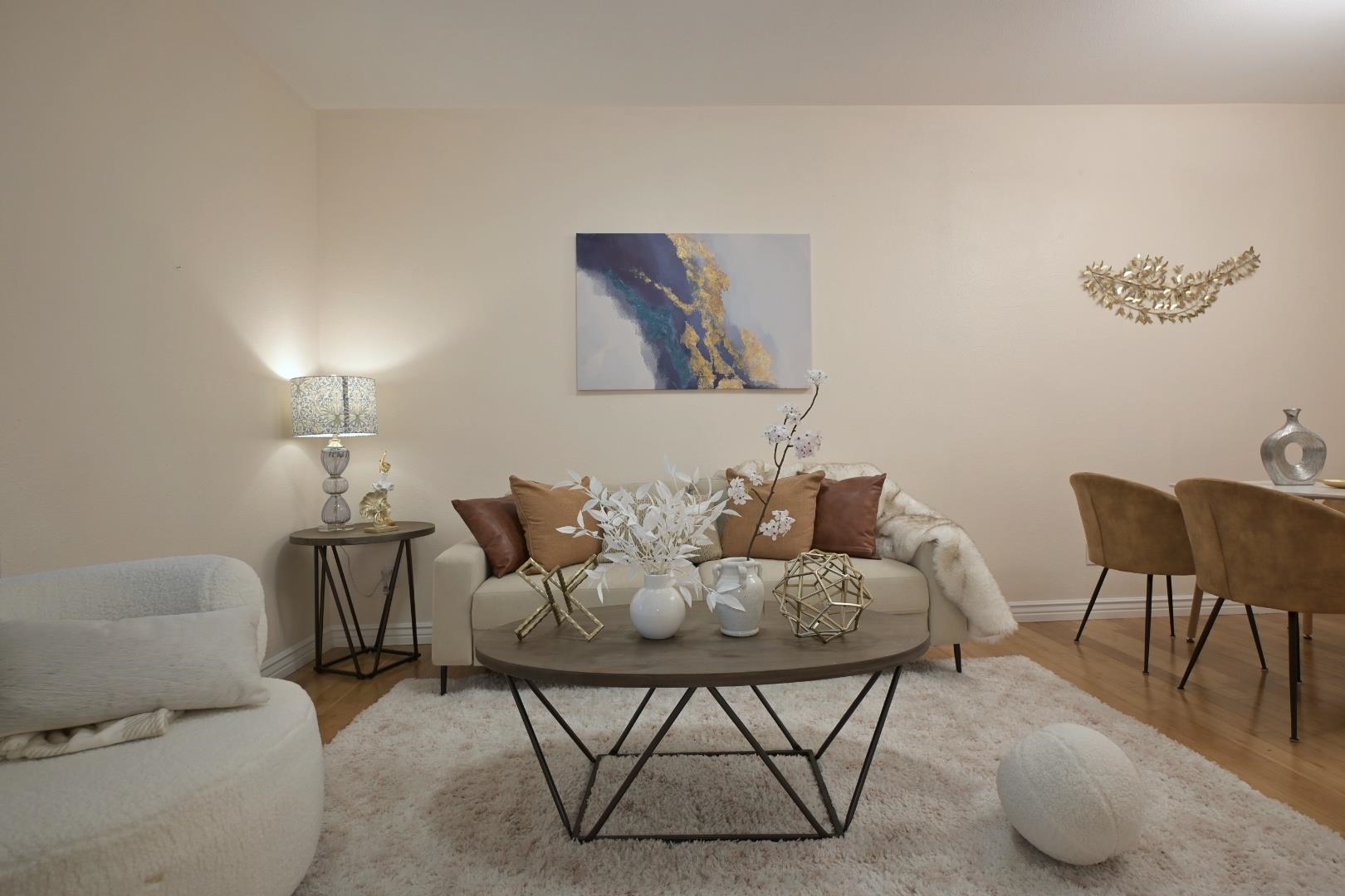 Photo #1: 41122937 Listing: Photo #1