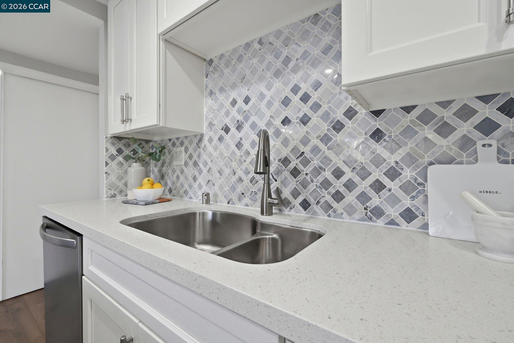 Photo #12: 41122943 Listing: Photo #12