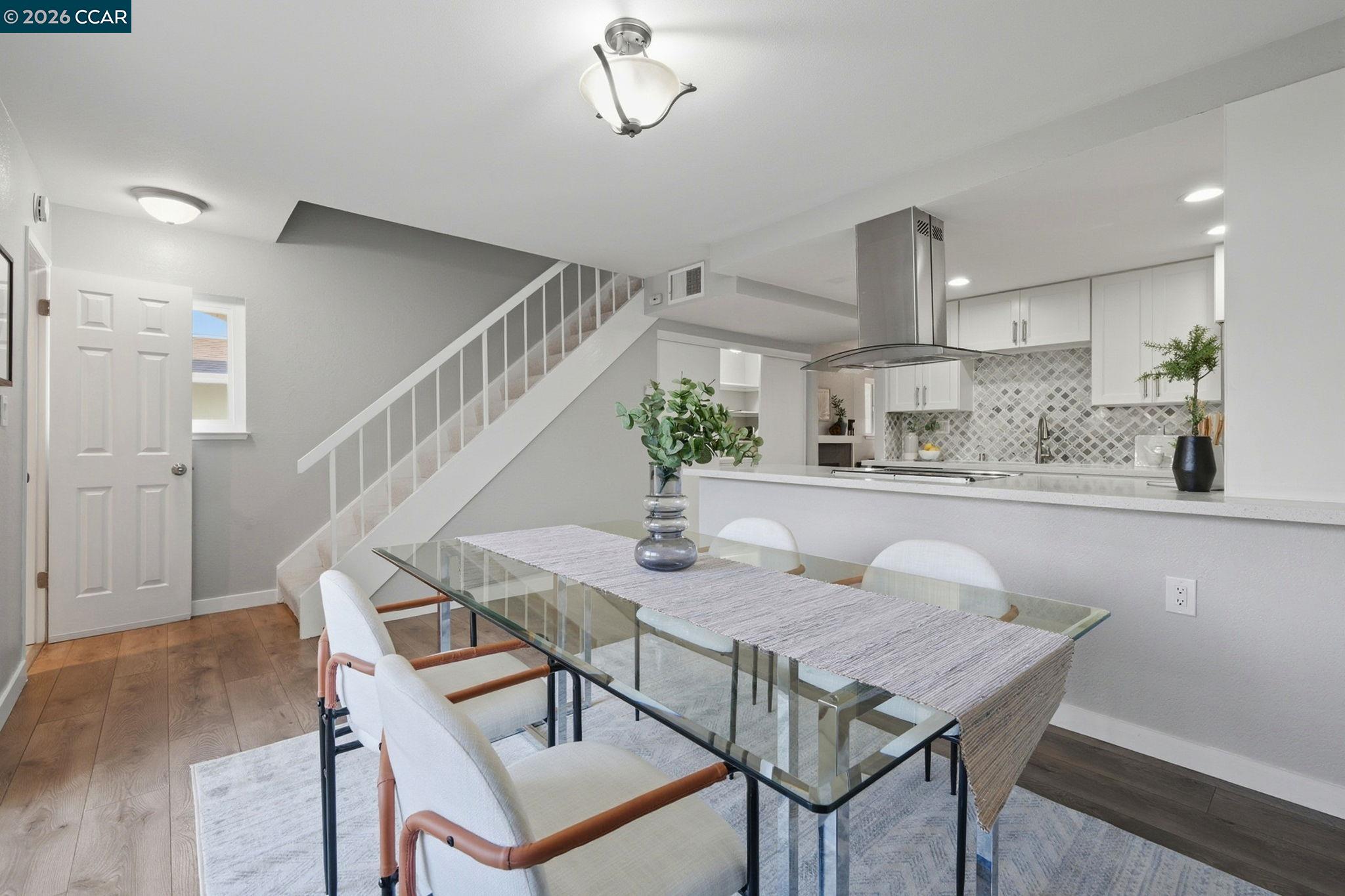 Photo #16: 41122943 Listing: Photo #16