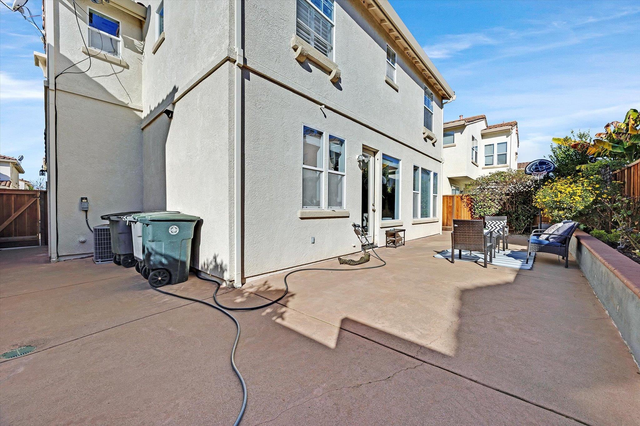 Detail Gallery Image 28 of 44 For 4185 Font Ct, Dublin,  CA 94568 - 3 Beds | 2/1 Baths