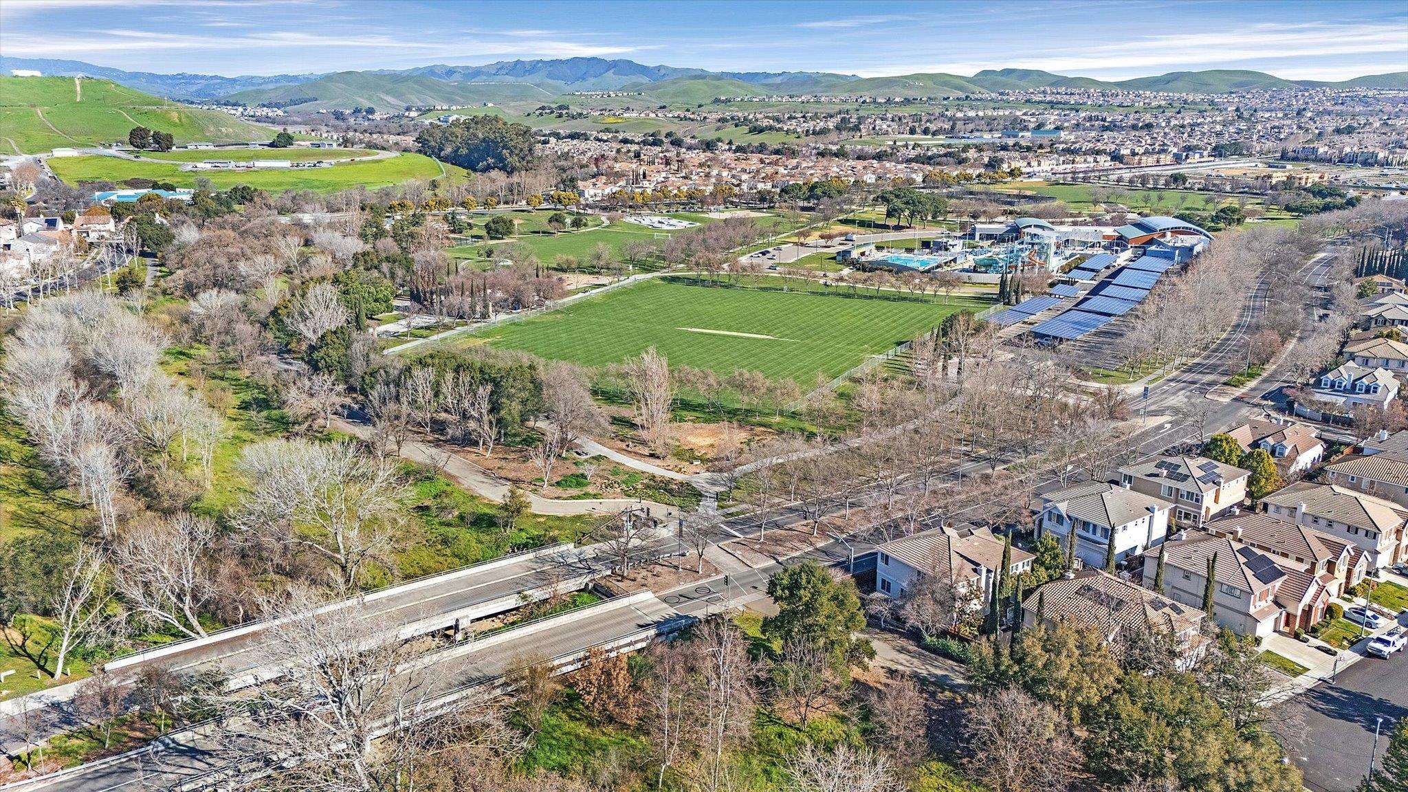 Detail Gallery Image 41 of 44 For 4185 Font Ct, Dublin,  CA 94568 - 3 Beds | 2/1 Baths