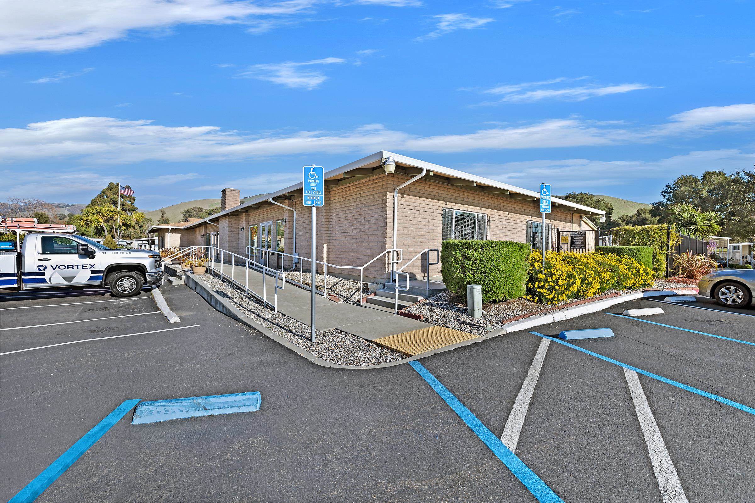 Detail Gallery Image 39 of 42 For 711 Old Canyon Rd. #56,  Fremont,  CA 94536 - 2 Beds | 2 Baths