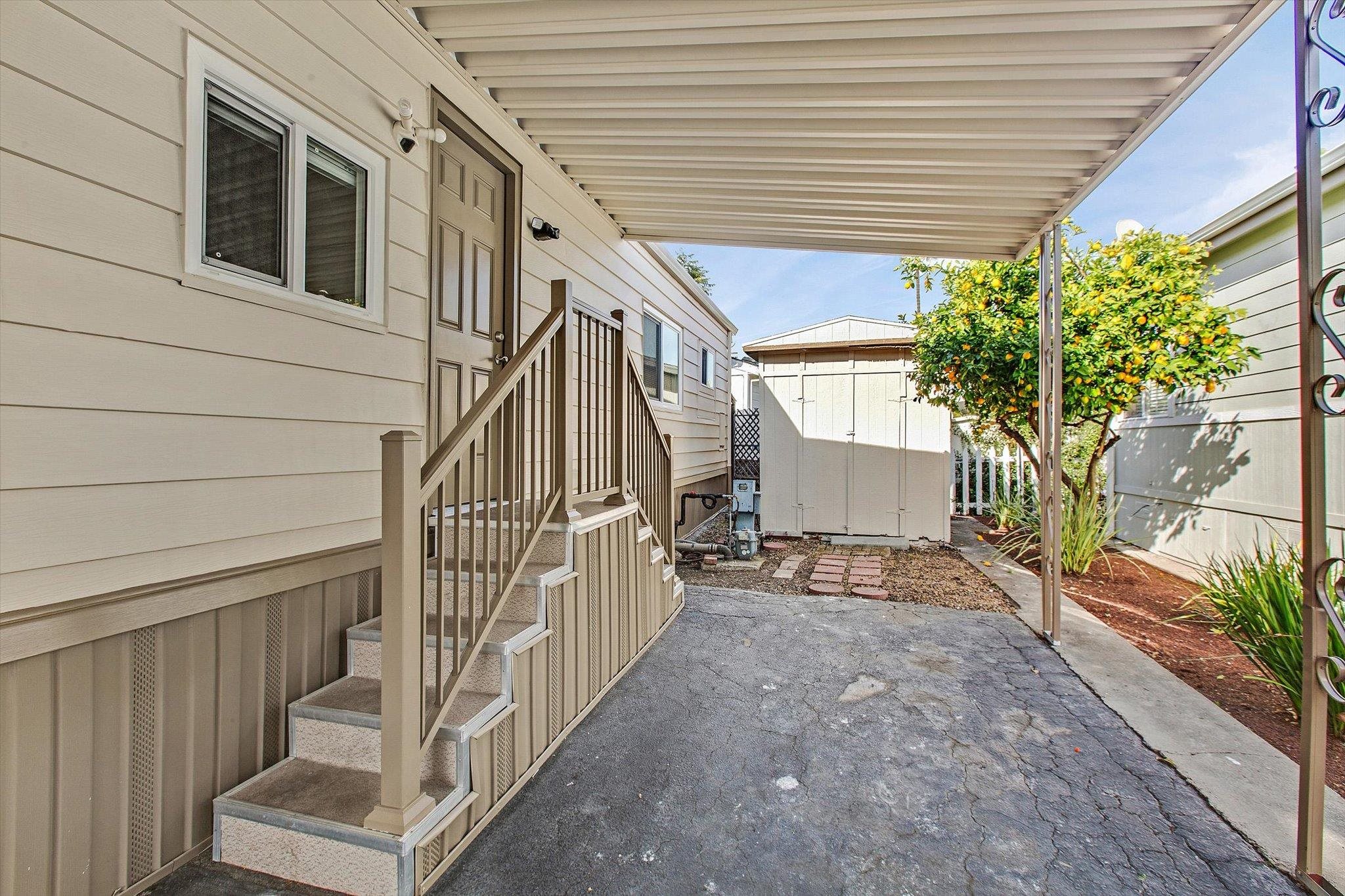Detail Gallery Image 12 of 45 For 1075 Space Park Way #52,  Mountain View,  CA 94043 - 3 Beds | 2 Baths