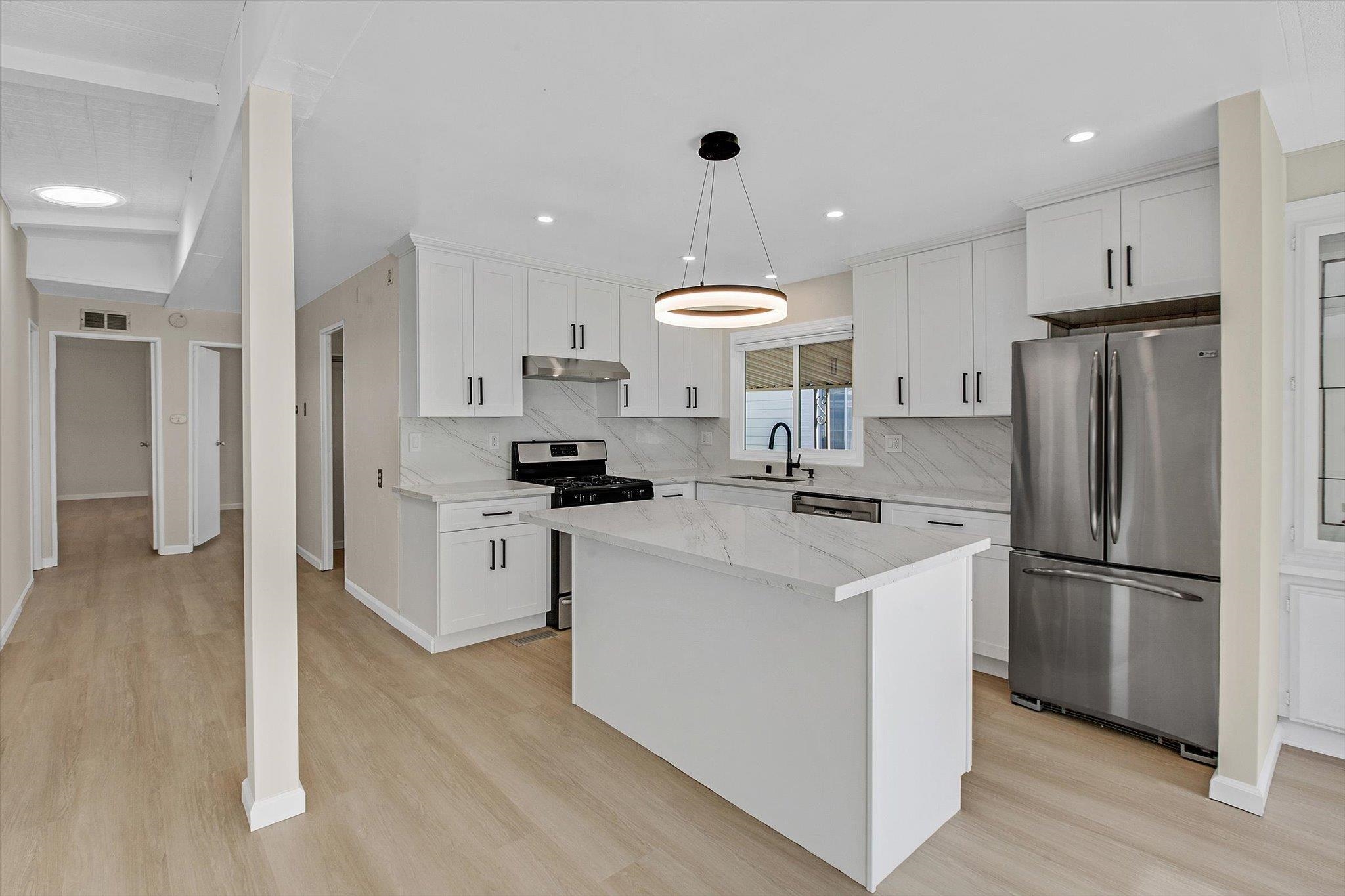 Detail Gallery Image 19 of 45 For 1075 Space Park Way #52,  Mountain View,  CA 94043 - 3 Beds | 2 Baths