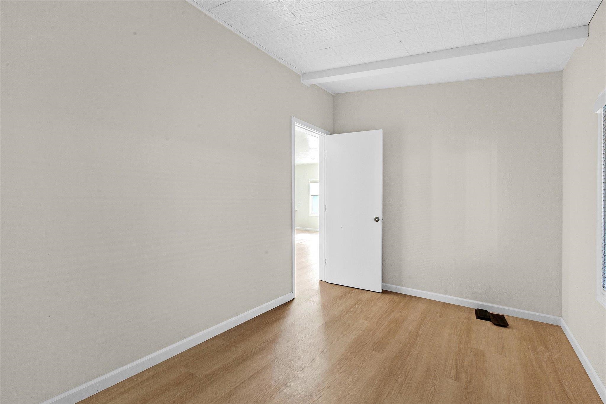 Detail Gallery Image 24 of 45 For 1075 Space Park Way #52,  Mountain View,  CA 94043 - 3 Beds | 2 Baths