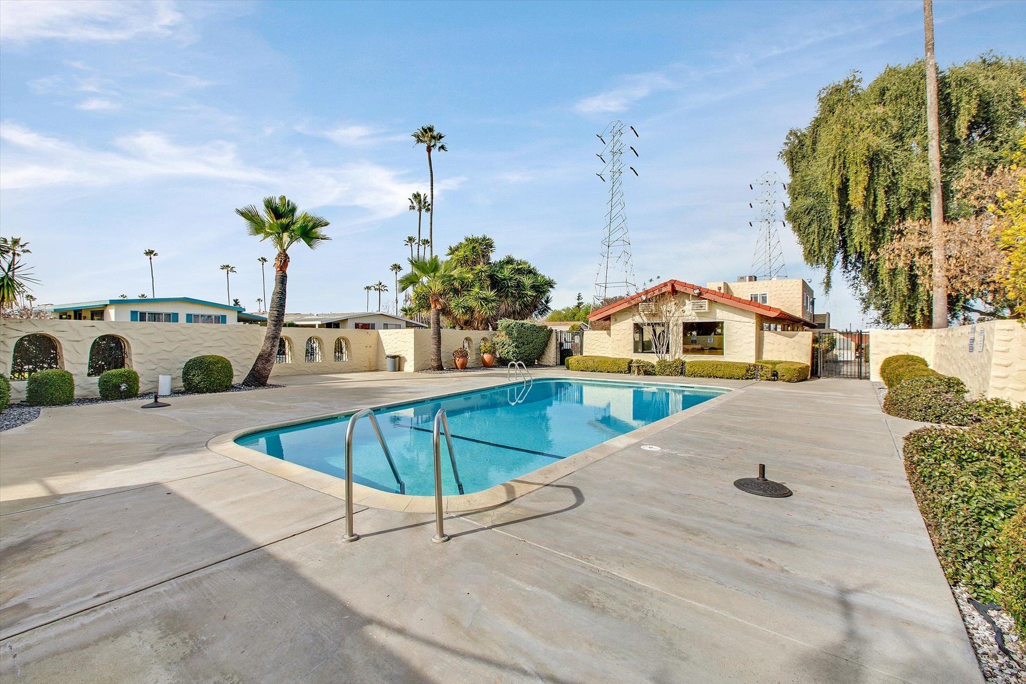 Detail Gallery Image 35 of 45 For 1075 Space Park Way #52,  Mountain View,  CA 94043 - 3 Beds | 2 Baths