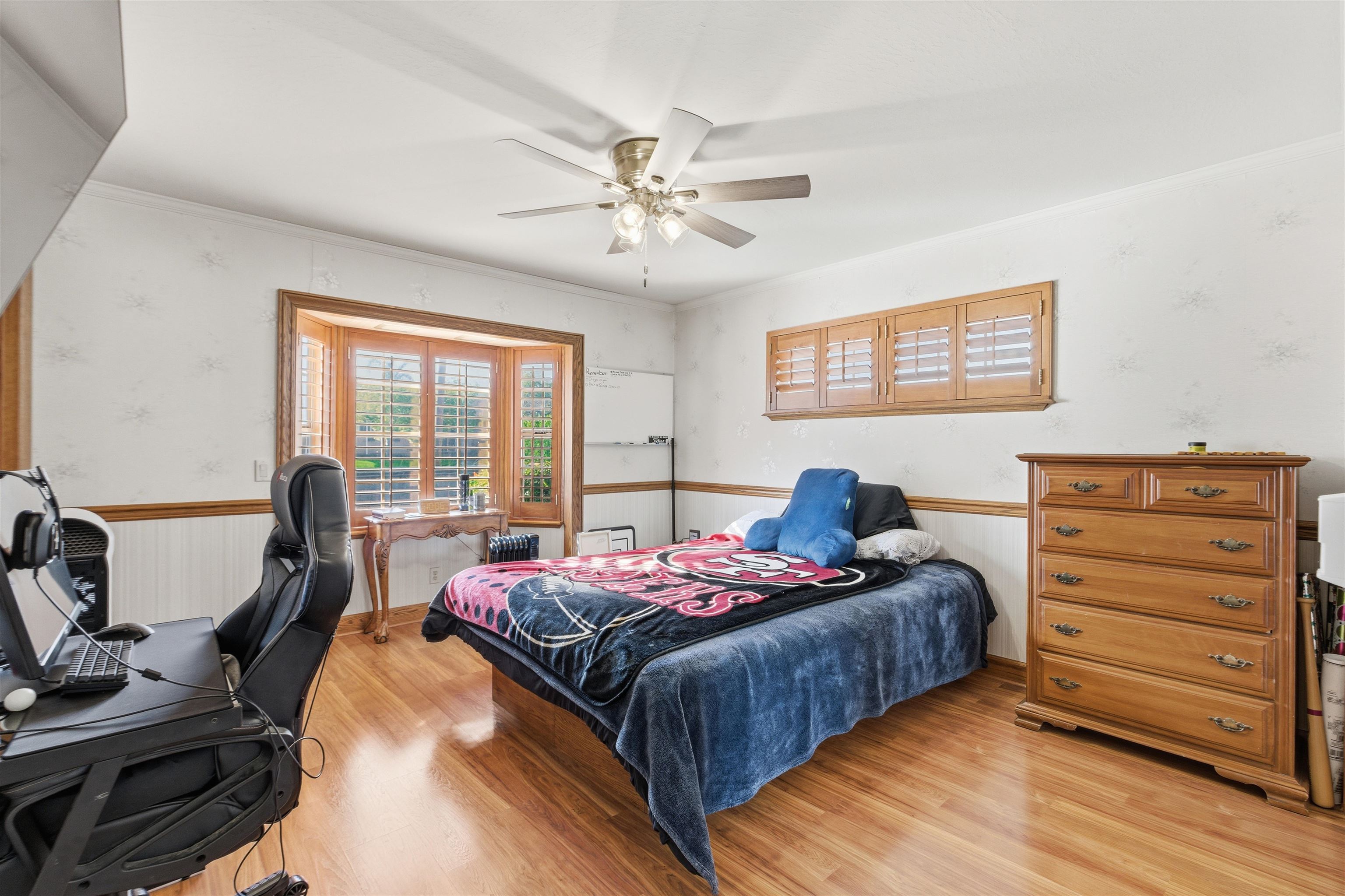 Detail Gallery Image 9 of 16 For 27 Barrie Dr, Pittsburg,  CA 94565 - 4 Beds | 3/1 Baths