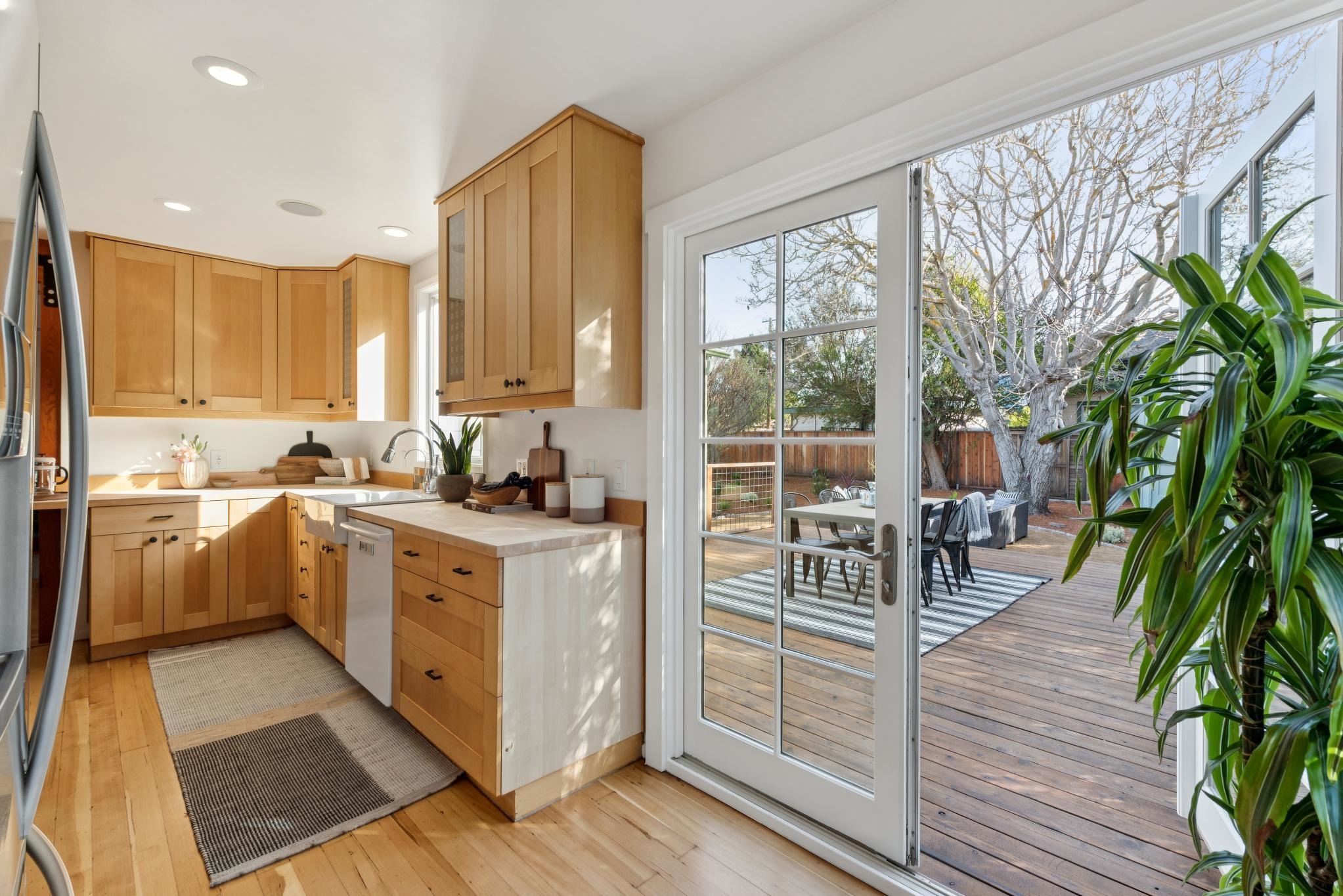Detail Gallery Image 21 of 50 For 998 Virginia St, Berkeley,  CA 94710 - 3 Beds | 2 Baths