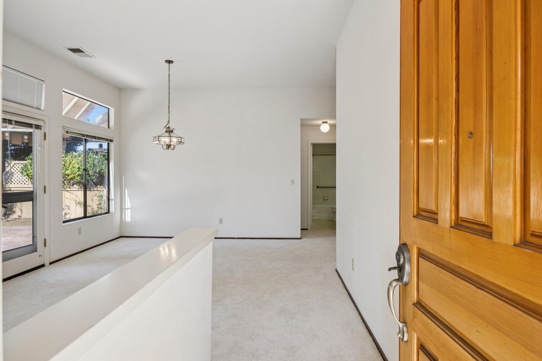 Detail Gallery Image 3 of 50 For 7577 Portree Dr, San Jose,  CA 95135 - 2 Beds | 2 Baths