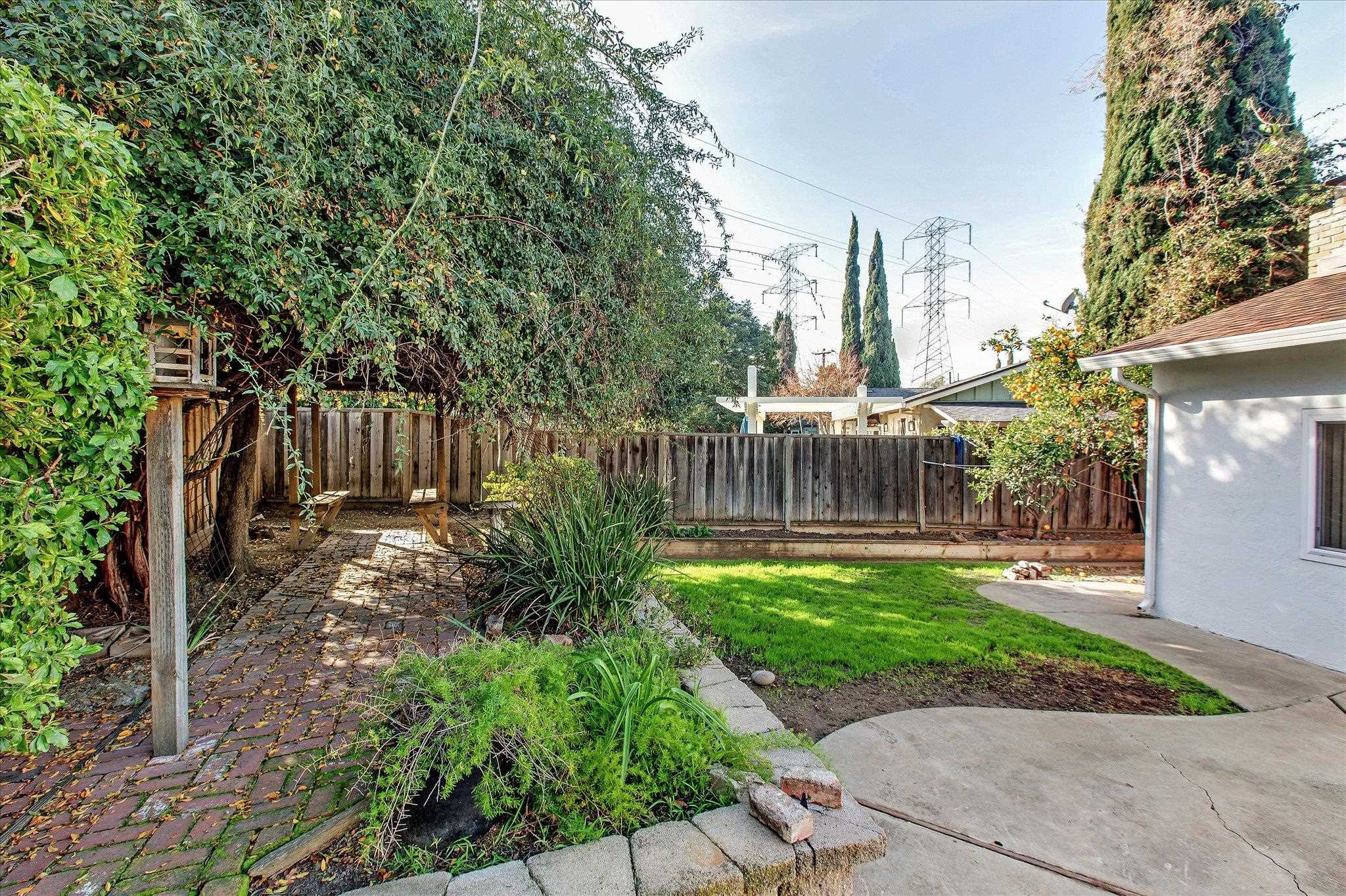 Detail Gallery Image 9 of 40 For 43387 Castle Park Ct., Fremont,  CA 94538-3918 - 3 Beds | 2 Baths