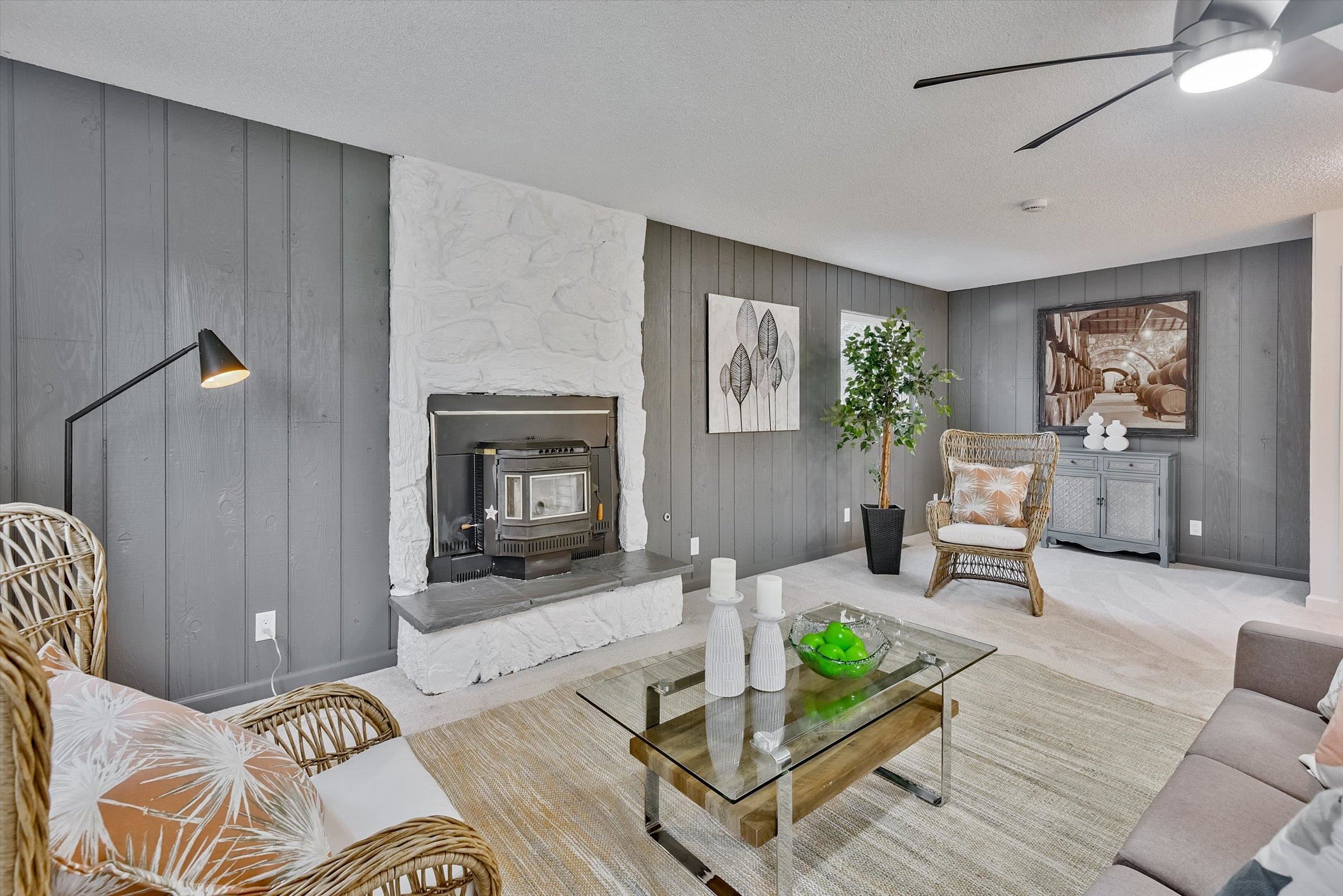 Detail Gallery Image 28 of 33 For 1524 Ridgewood Dr, Martinez,  CA 94553 - 4 Beds | 2/1 Baths