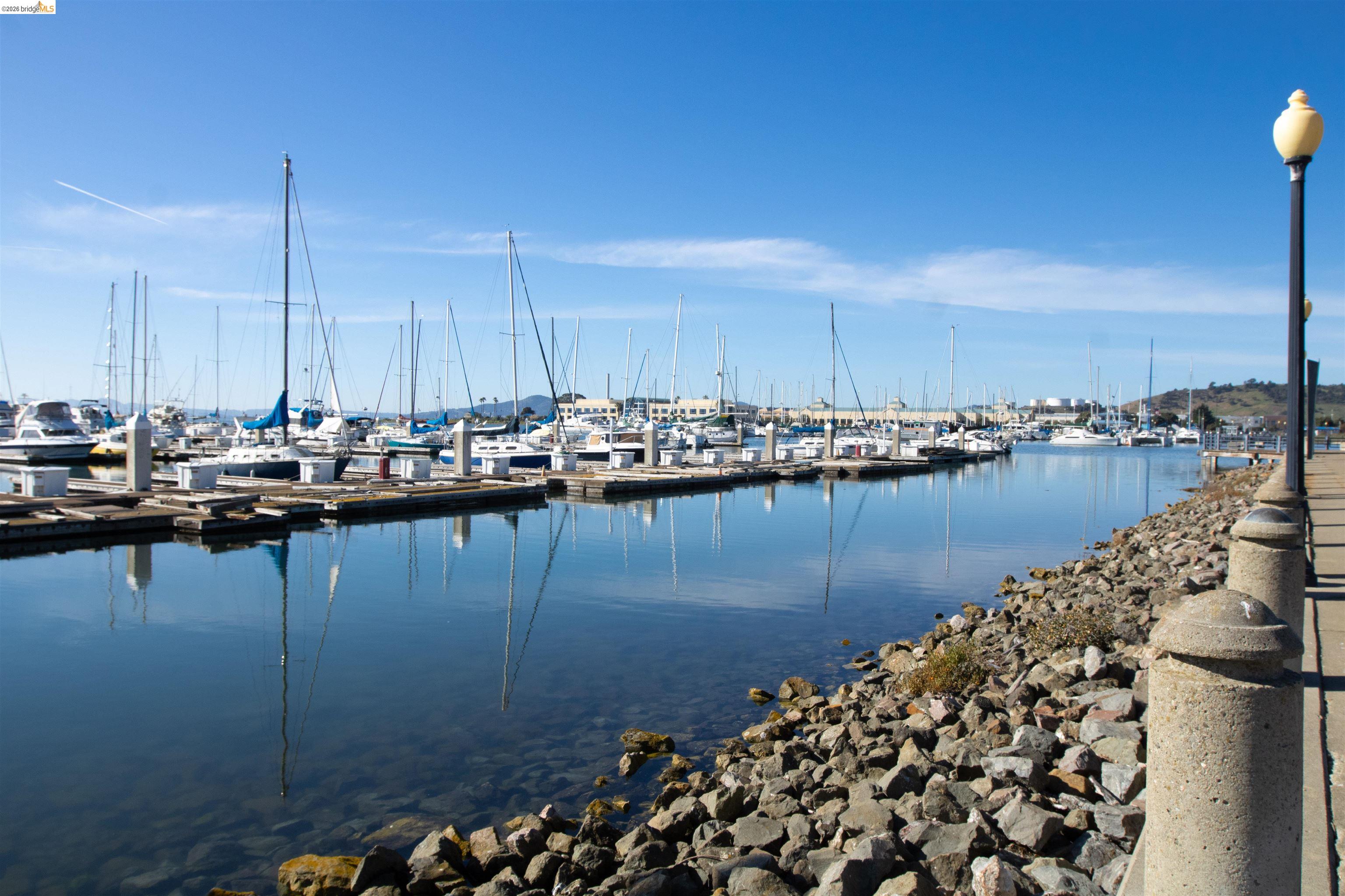 Front Image Thumbnail for EB41122961