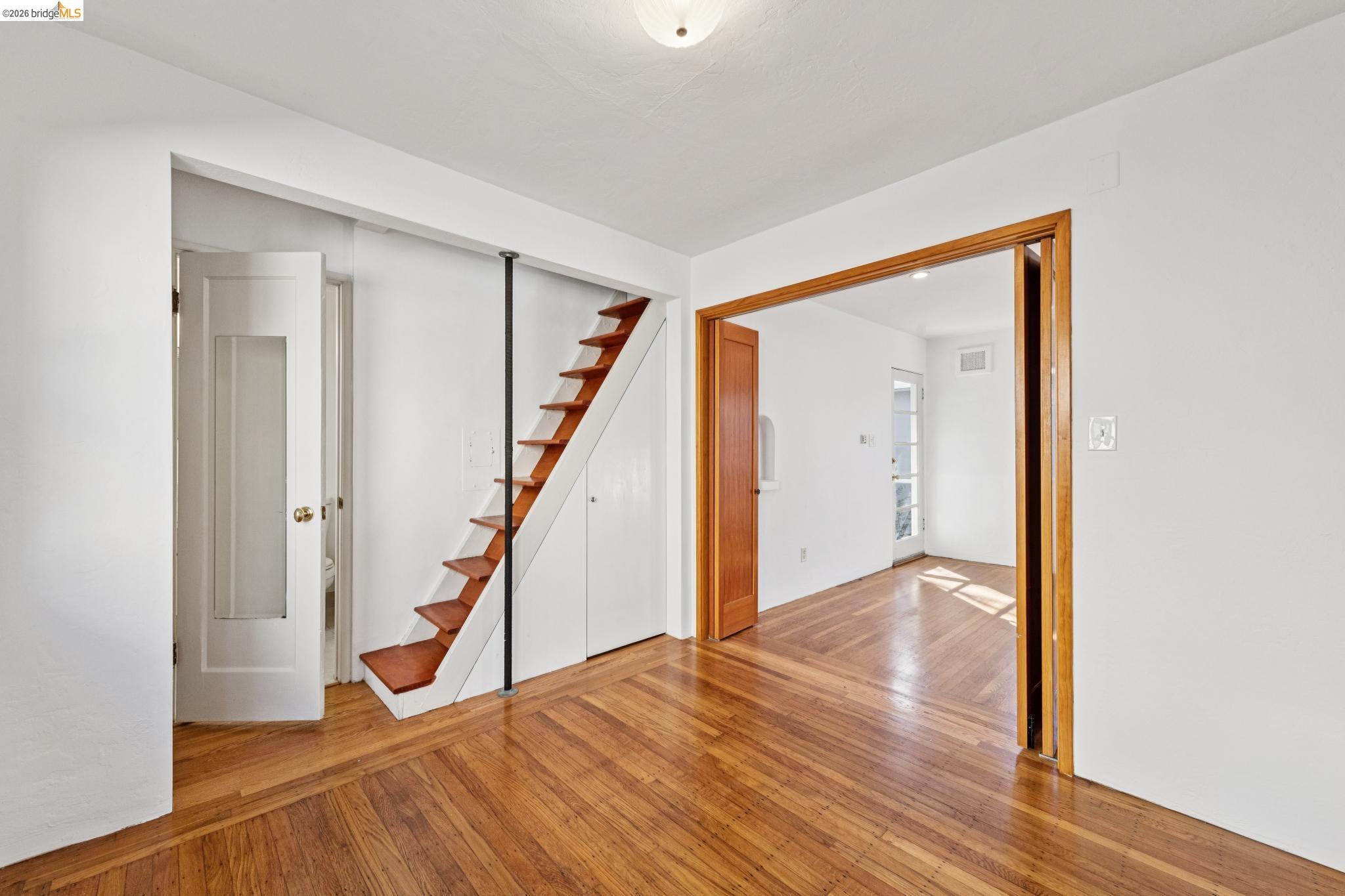 Detail Gallery Image 14 of 27 For 1411 Hearst Ave #2,  Berkeley,  CA 94702 - 1 Beds | 1 Baths