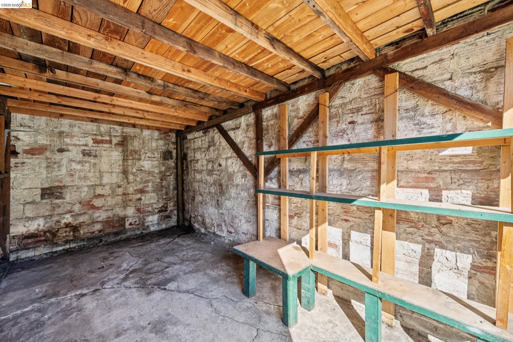 Detail Gallery Image 26 of 27 For 1411 Hearst Ave #2,  Berkeley,  CA 94702 - 1 Beds | 1 Baths