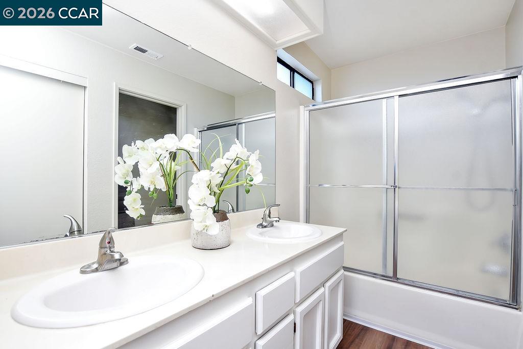 Detail Gallery Image 16 of 28 For 670 Rocky Creek Ter, Brentwood,  CA 94513 - 3 Beds | 2/1 Baths