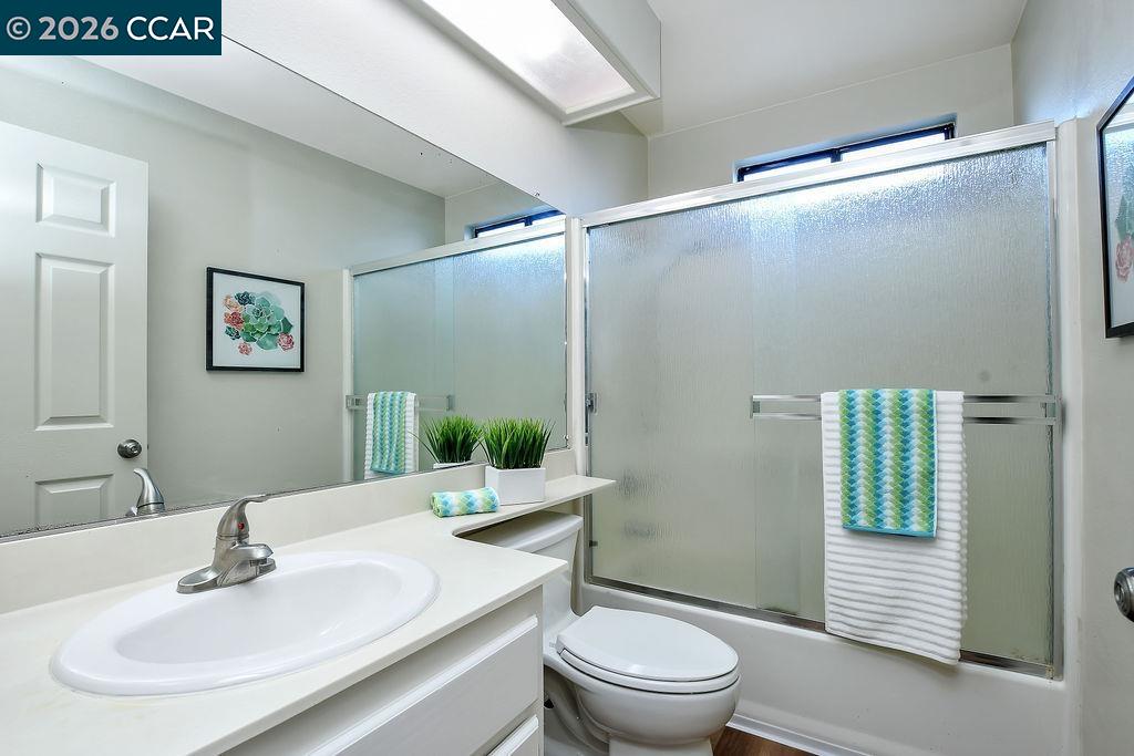 Detail Gallery Image 18 of 28 For 670 Rocky Creek Ter, Brentwood,  CA 94513 - 3 Beds | 2/1 Baths