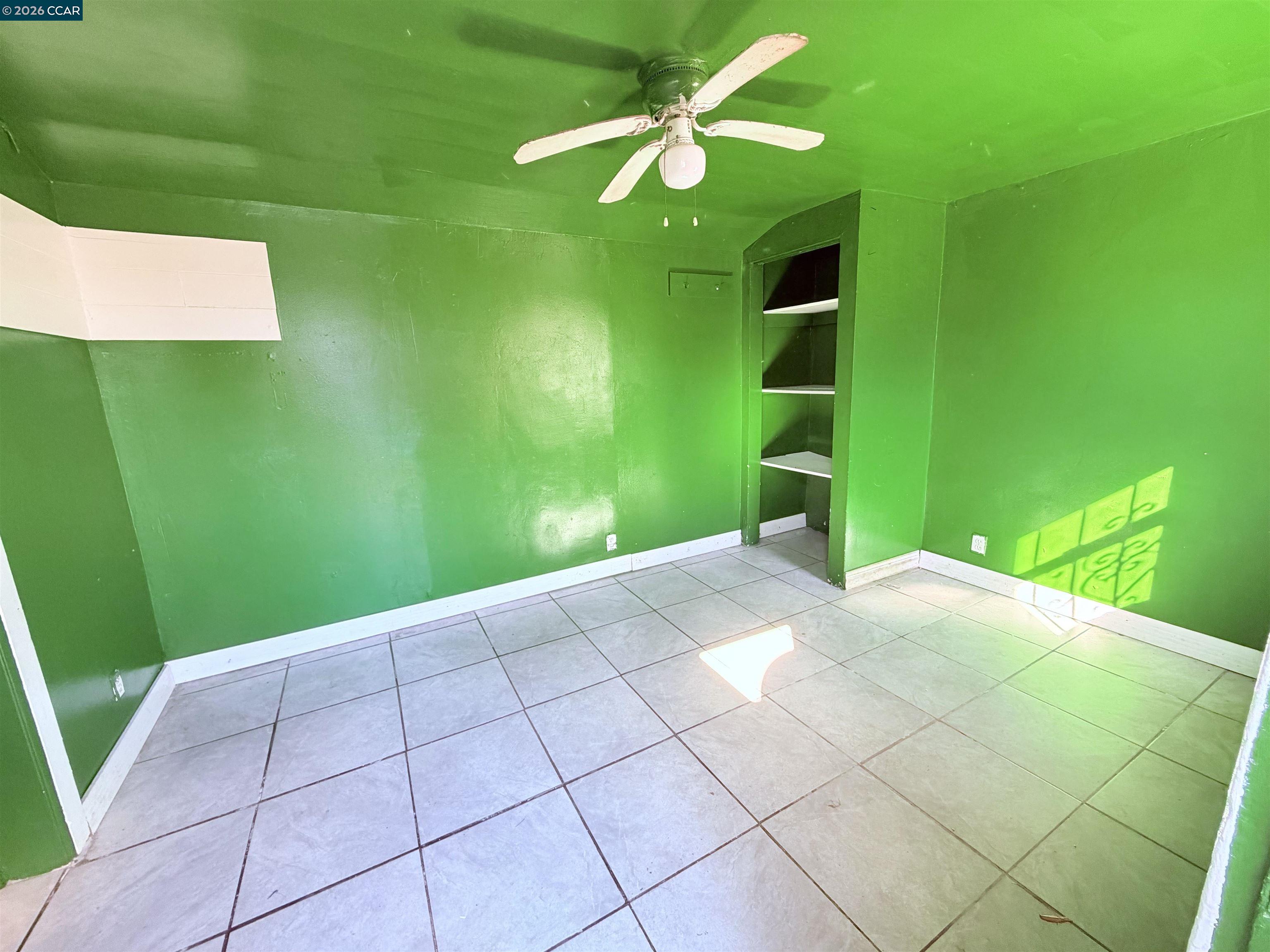 Detail Gallery Image 16 of 27 For 2625 75th Ave, Oakland,  CA 94605 - 4 Beds | 2 Baths