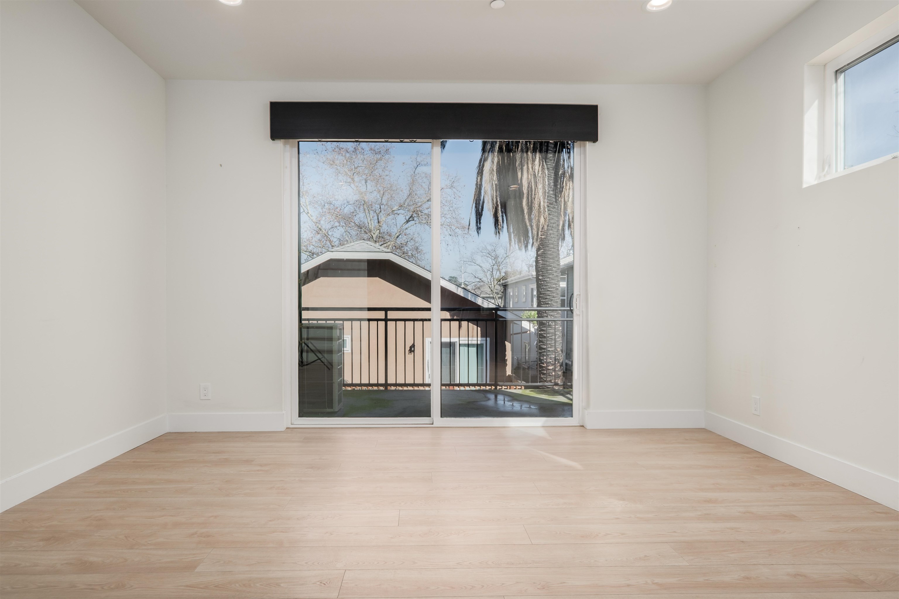 Detail Gallery Image 20 of 54 For 2715 Tomato Alley, Sacramento,  CA 95818 - 4 Beds | 4 Baths