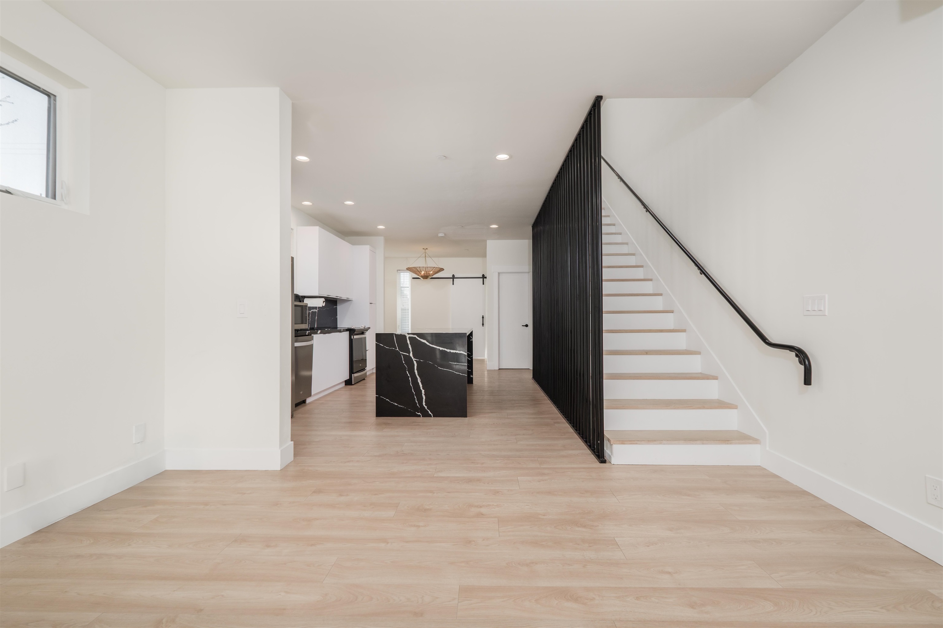 Detail Gallery Image 21 of 54 For 2715 Tomato Alley, Sacramento,  CA 95818 - 4 Beds | 4 Baths