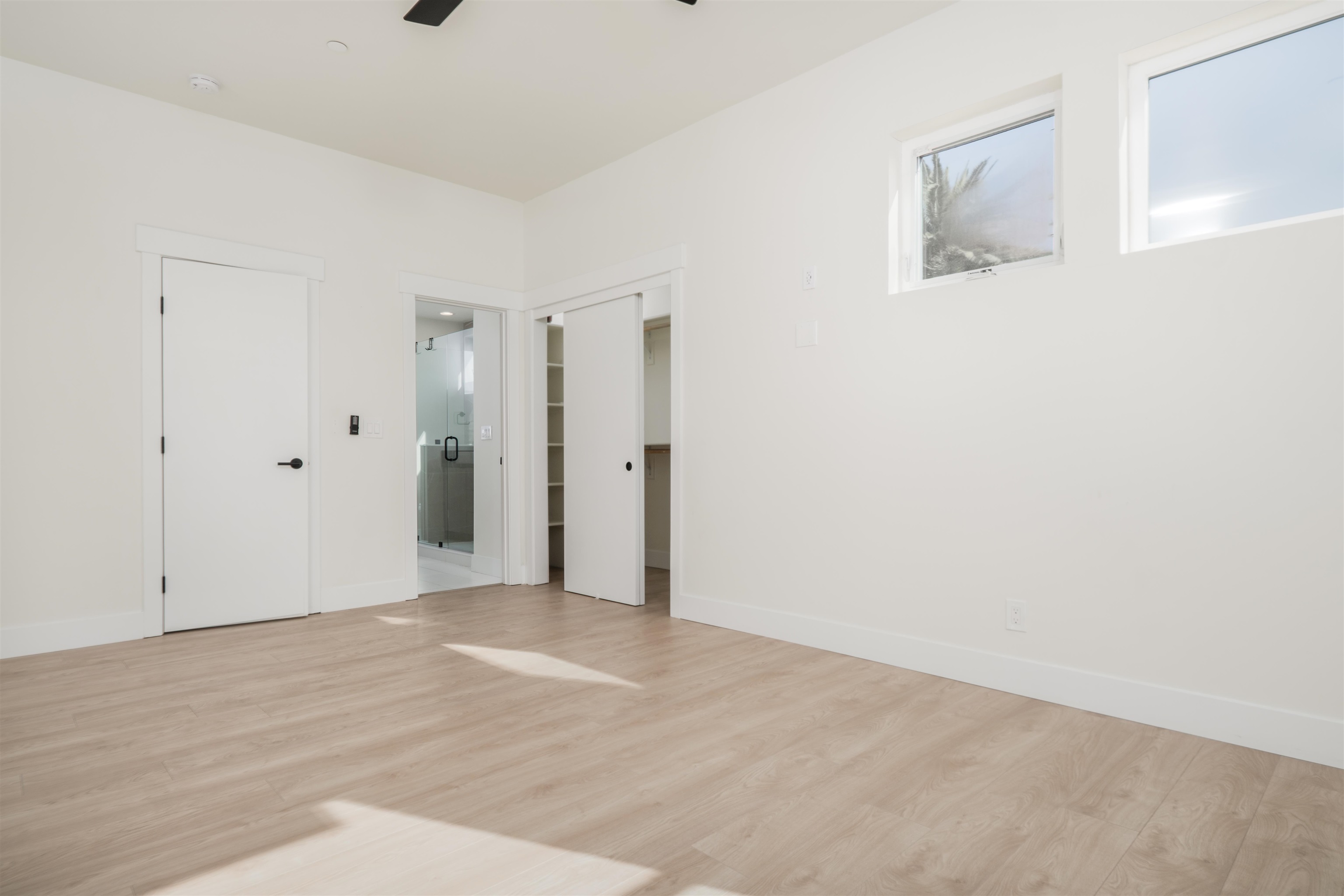 Detail Gallery Image 25 of 54 For 2715 Tomato Alley, Sacramento,  CA 95818 - 4 Beds | 4 Baths