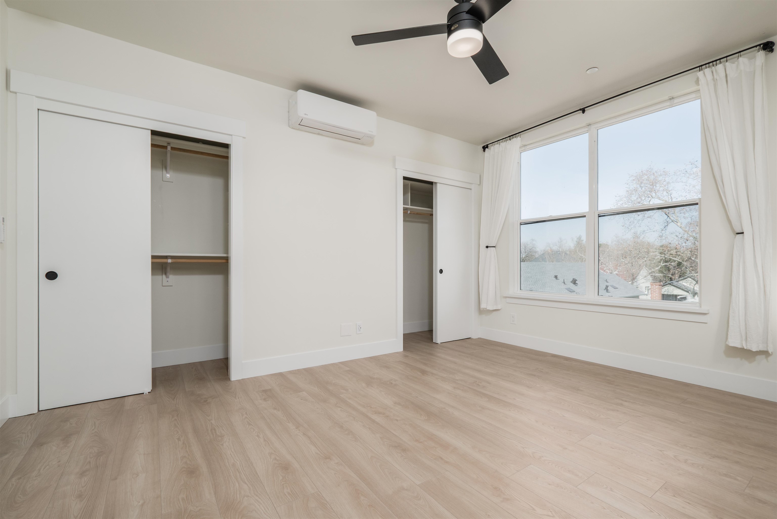 Detail Gallery Image 31 of 54 For 2715 Tomato Alley, Sacramento,  CA 95818 - 4 Beds | 4 Baths