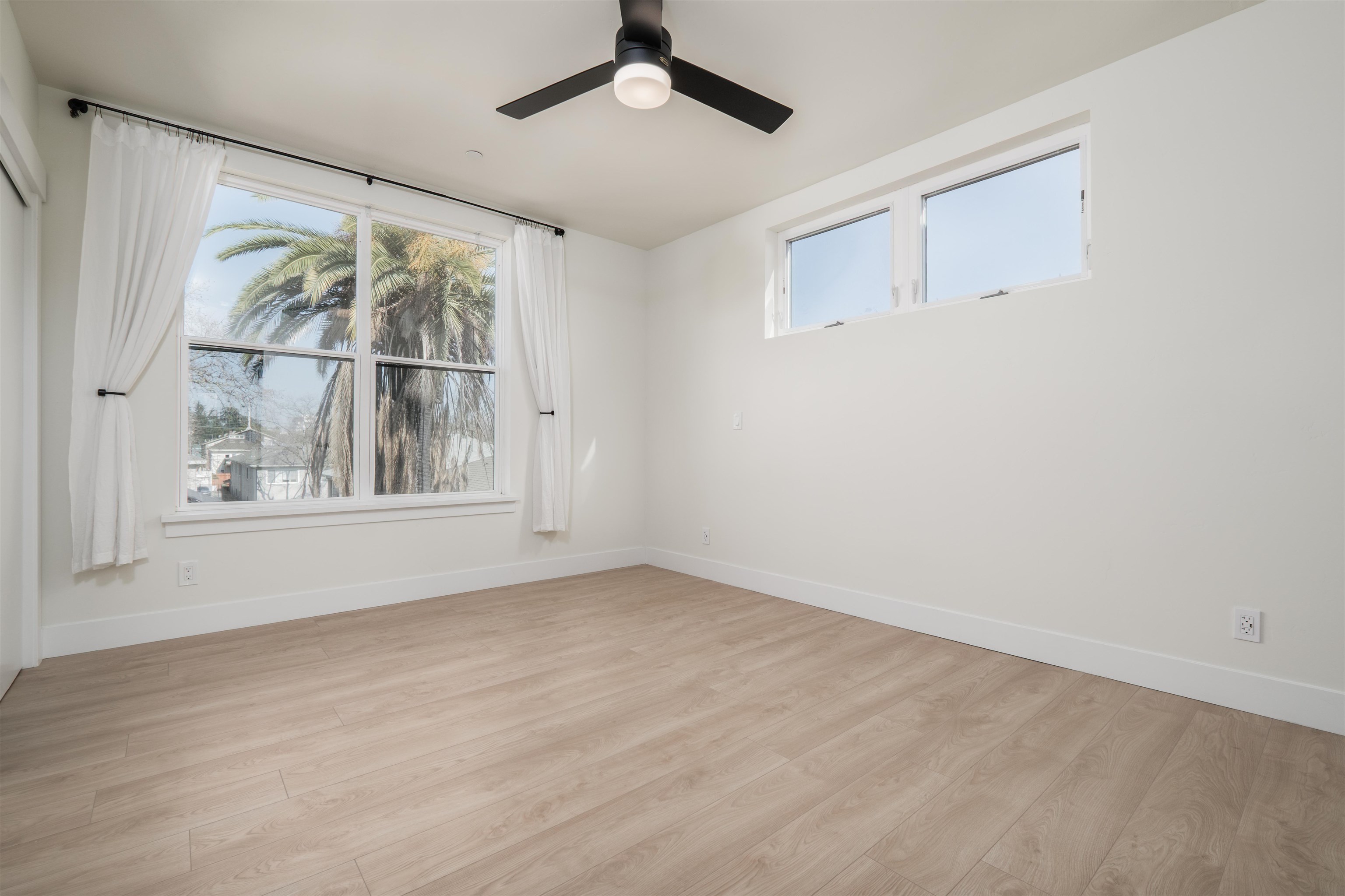 Detail Gallery Image 32 of 54 For 2715 Tomato Alley, Sacramento,  CA 95818 - 4 Beds | 4 Baths