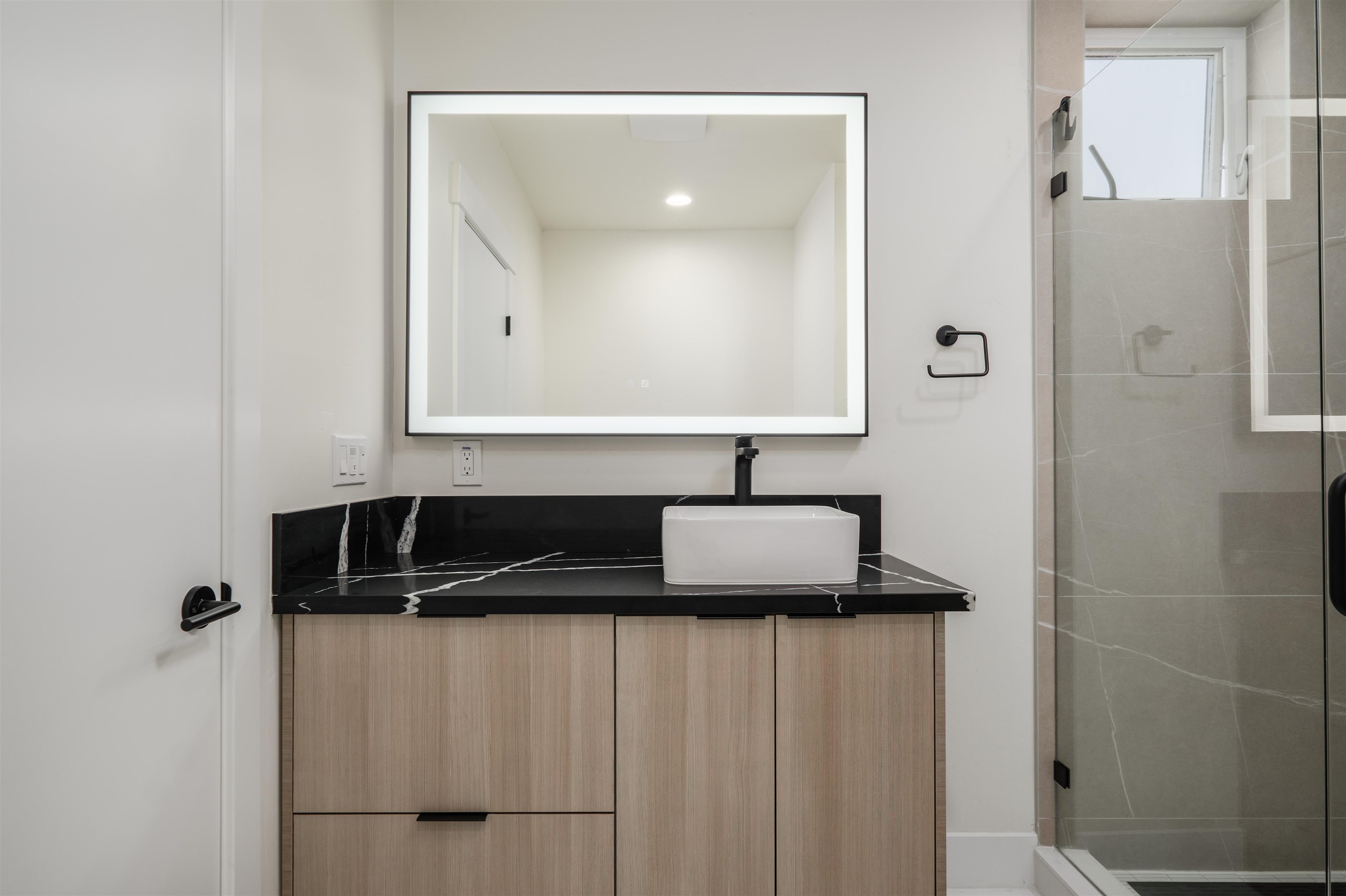 Detail Gallery Image 34 of 54 For 2715 Tomato Alley, Sacramento,  CA 95818 - 4 Beds | 4 Baths