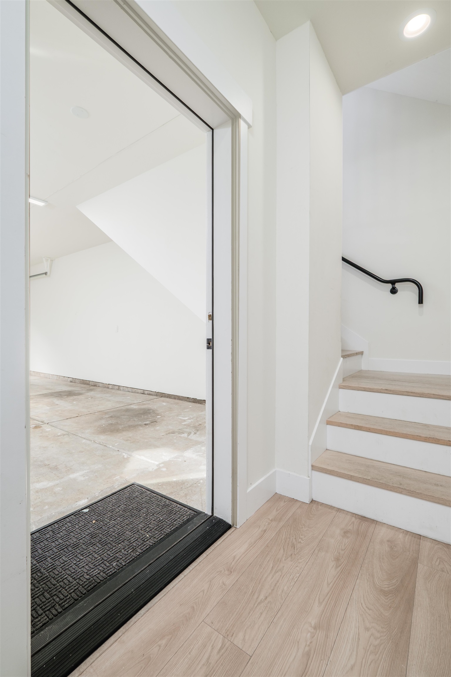 Detail Gallery Image 37 of 54 For 2715 Tomato Alley, Sacramento,  CA 95818 - 4 Beds | 4 Baths