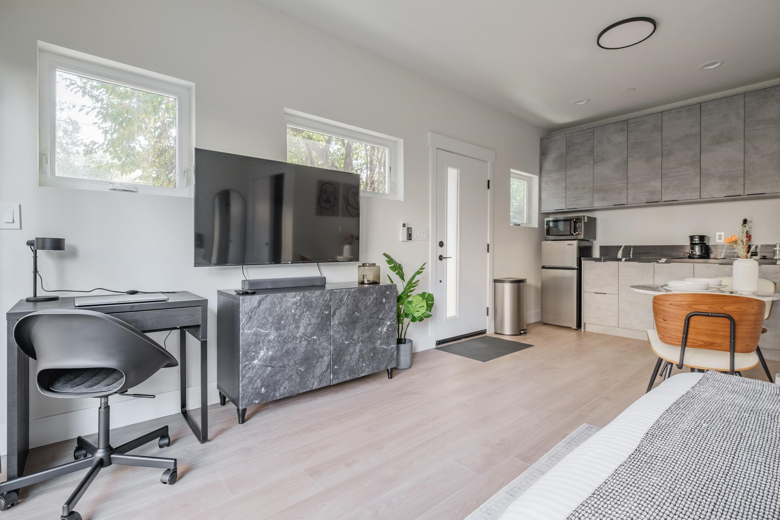 Detail Gallery Image 41 of 54 For 2715 Tomato Alley, Sacramento,  CA 95818 - 4 Beds | 4 Baths