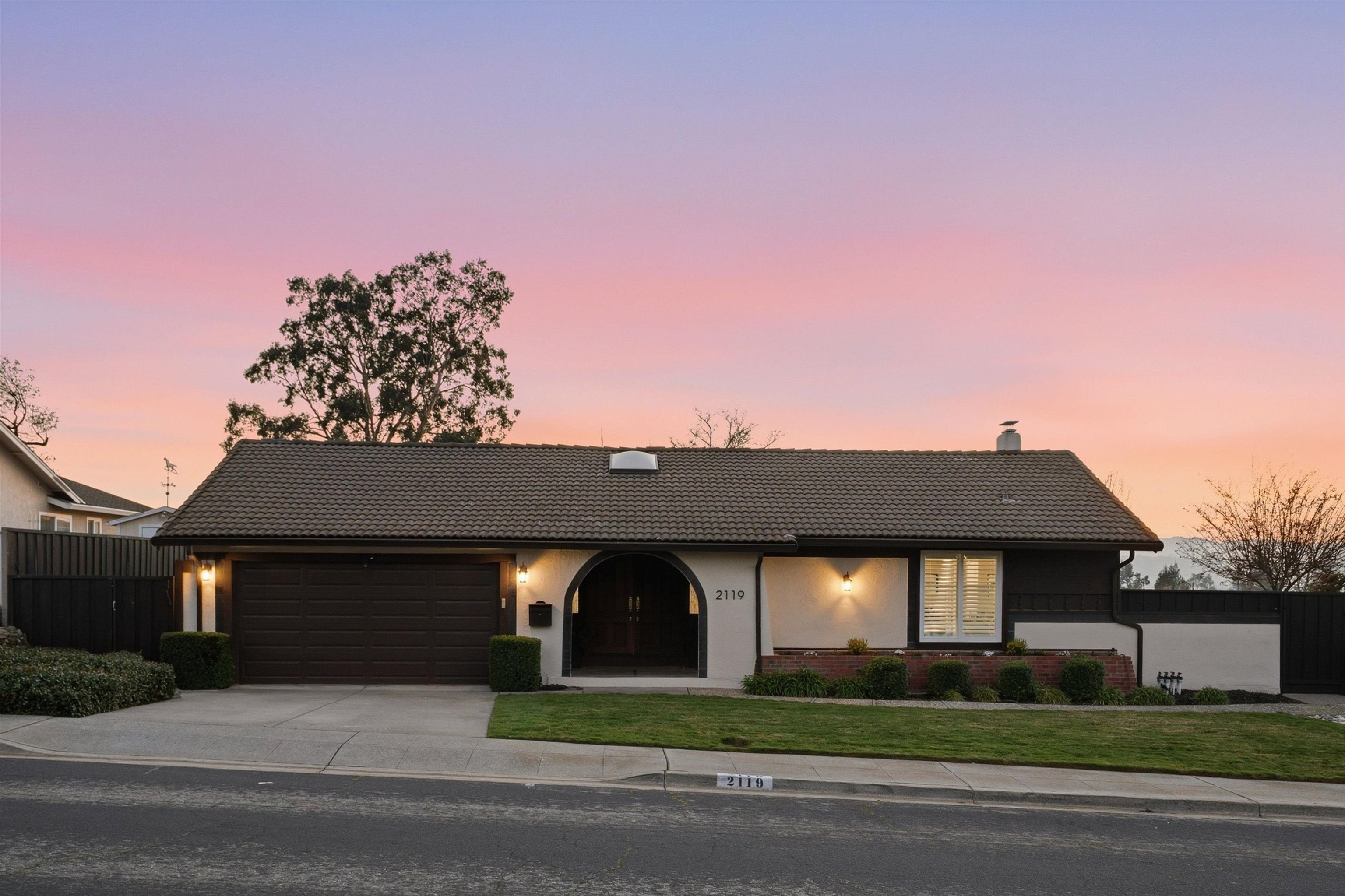 Detail Gallery Image 2 of 53 For 2119 Farmington Pl, Livermore,  CA 94550 - 4 Beds | 2 Baths