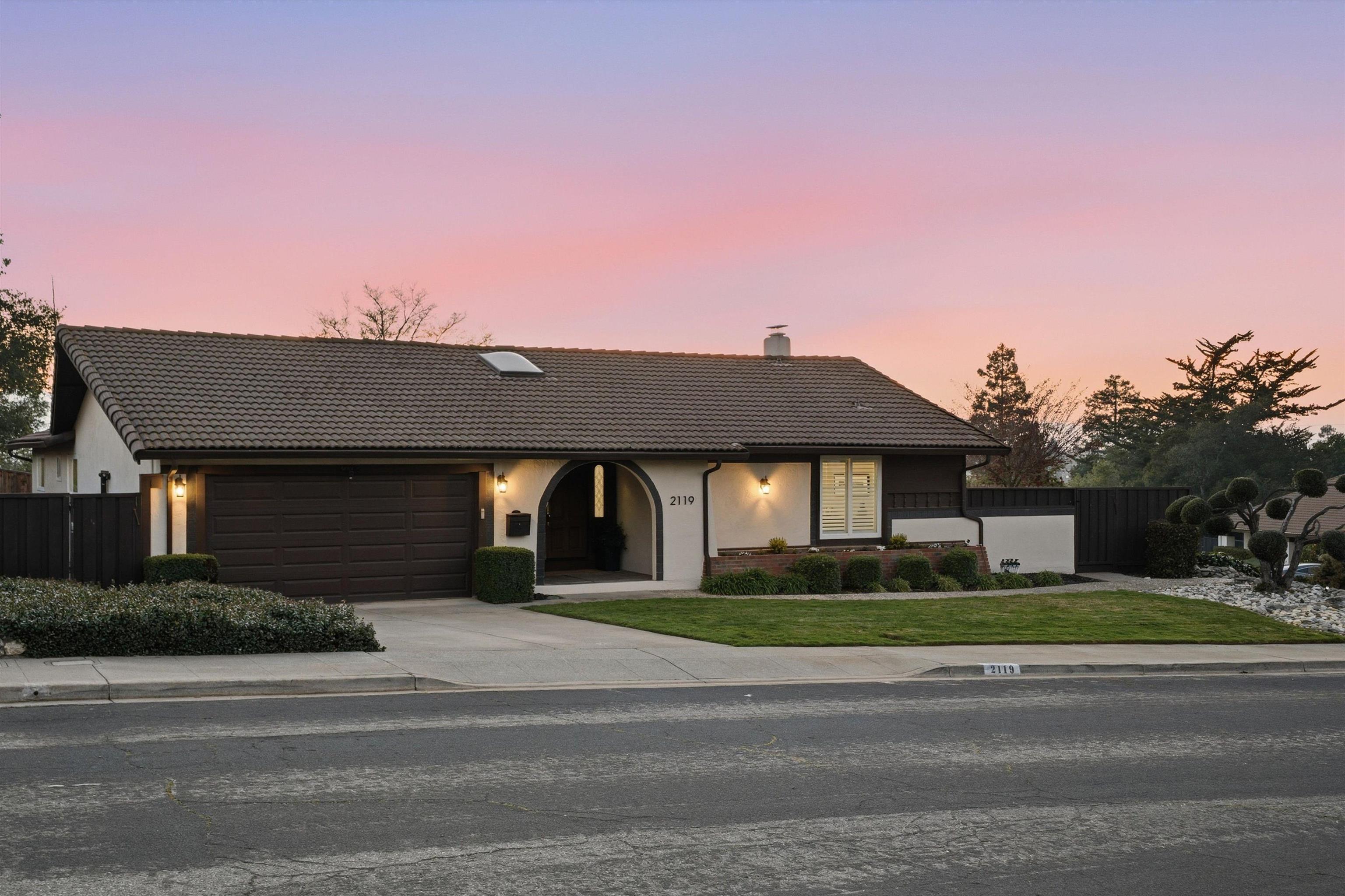 Detail Gallery Image 3 of 53 For 2119 Farmington Pl, Livermore,  CA 94550 - 4 Beds | 2 Baths