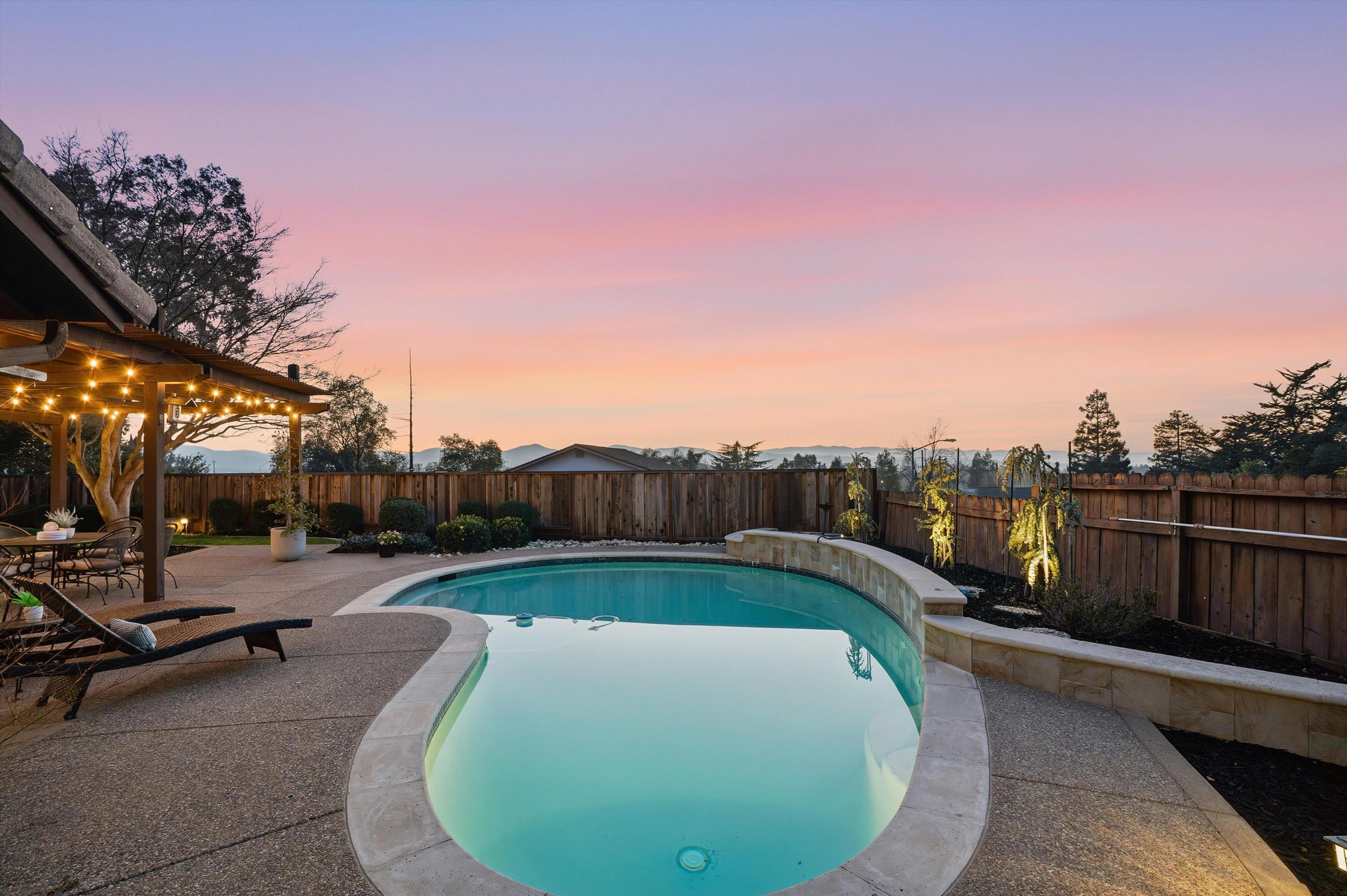 Detail Gallery Image 35 of 53 For 2119 Farmington Pl, Livermore,  CA 94550 - 4 Beds | 2 Baths