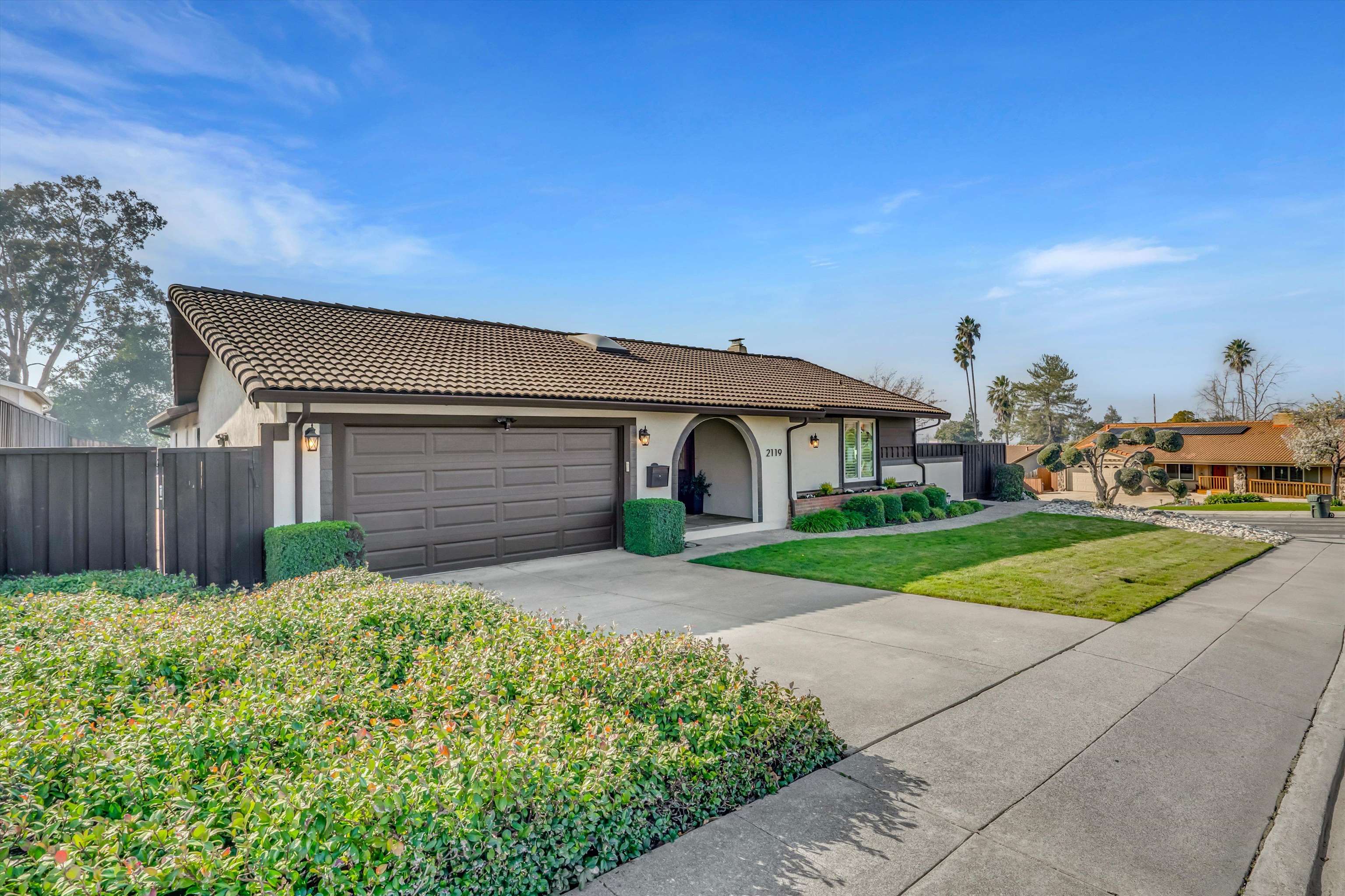 Detail Gallery Image 5 of 53 For 2119 Farmington Pl, Livermore,  CA 94550 - 4 Beds | 2 Baths