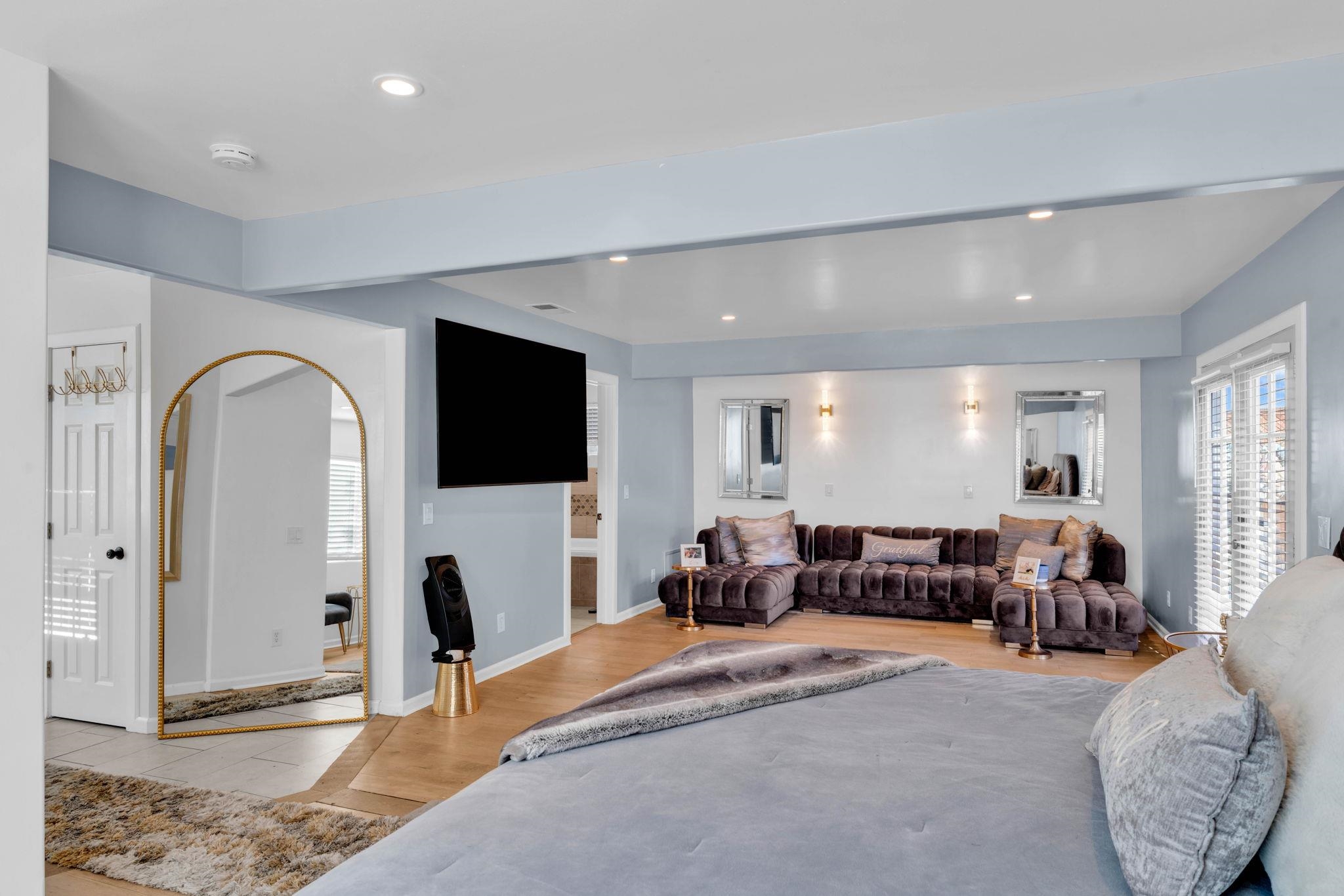 Detail Gallery Image 21 of 38 For 2468 Maxwell Ave, Oakland,  CA 94601 - 4 Beds | 3 Baths