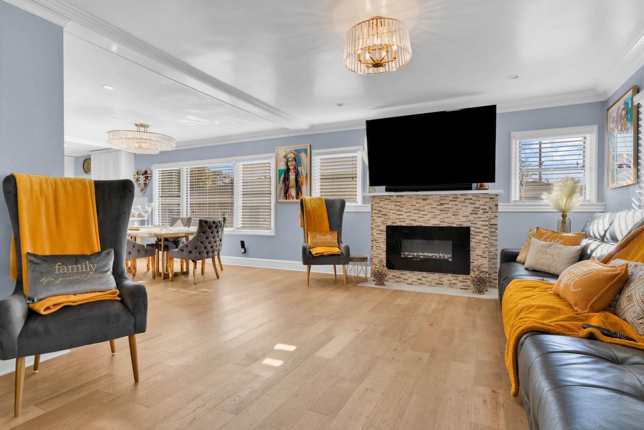 Detail Gallery Image 7 of 38 For 2468 Maxwell Ave, Oakland,  CA 94601 - 4 Beds | 3 Baths