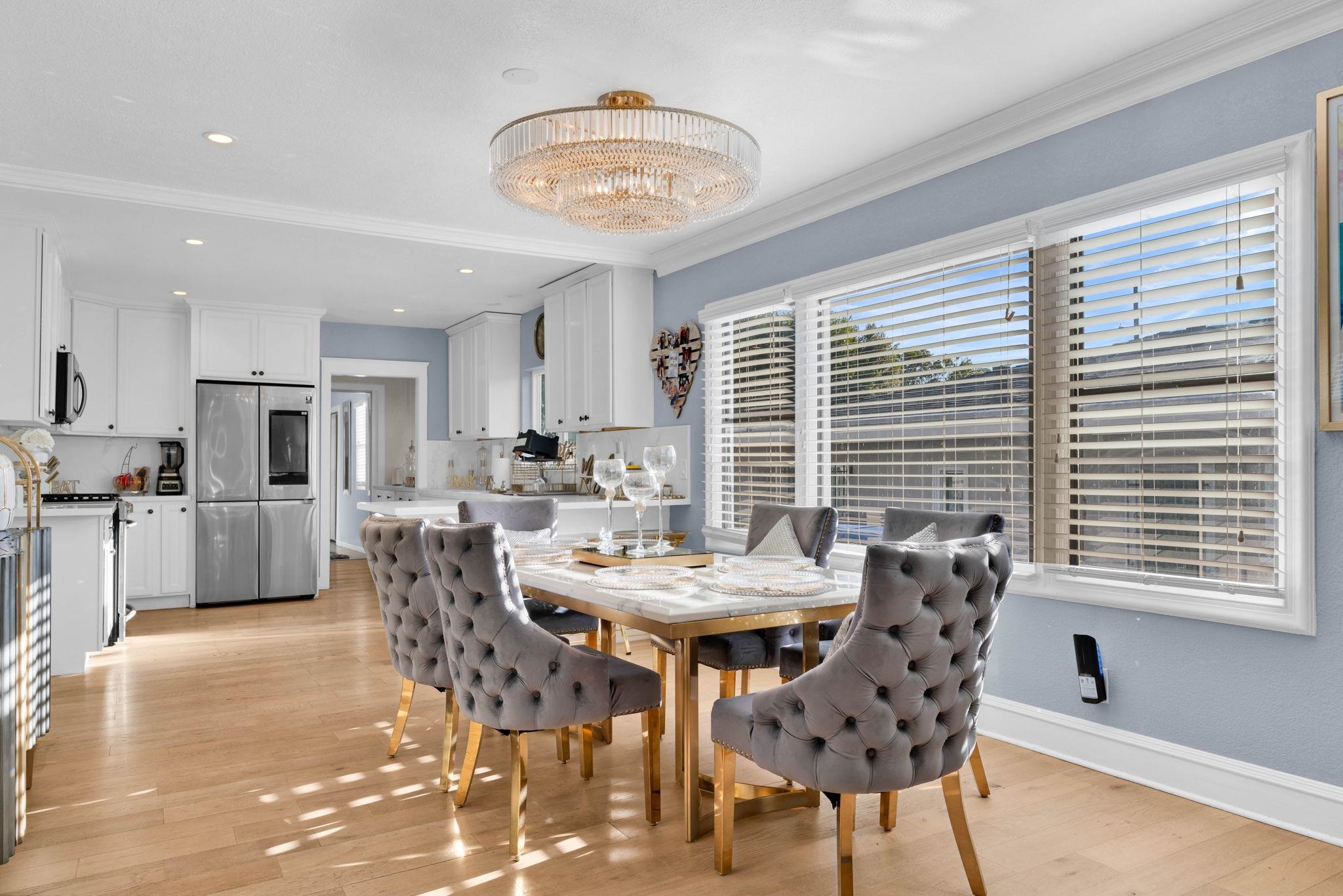 Detail Gallery Image 9 of 38 For 2468 Maxwell Ave, Oakland,  CA 94601 - 4 Beds | 3 Baths