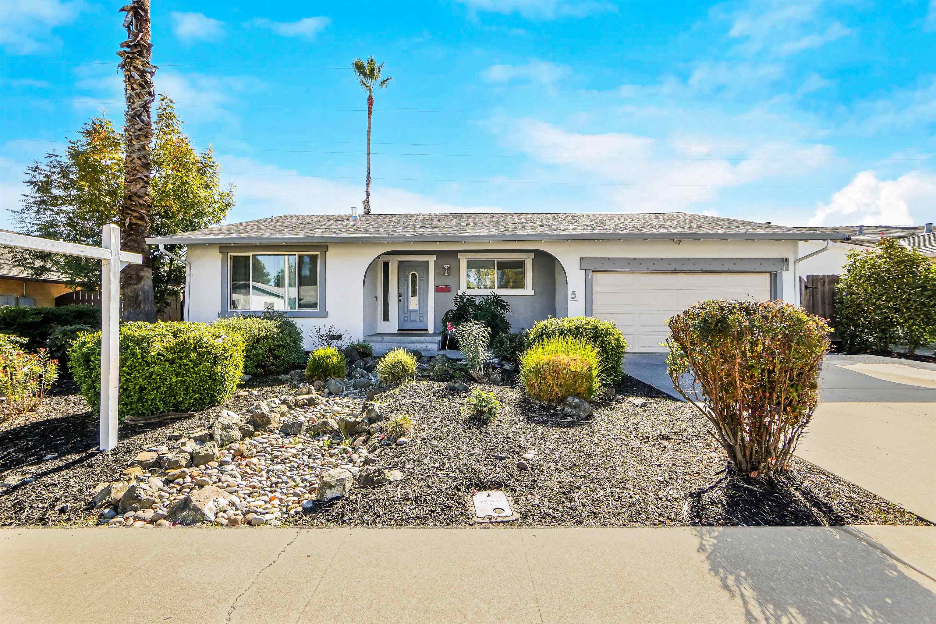 Detail Gallery Image 3 of 59 For 5 Terranova Dr, Antioch,  CA 94509 - 3 Beds | 2 Baths