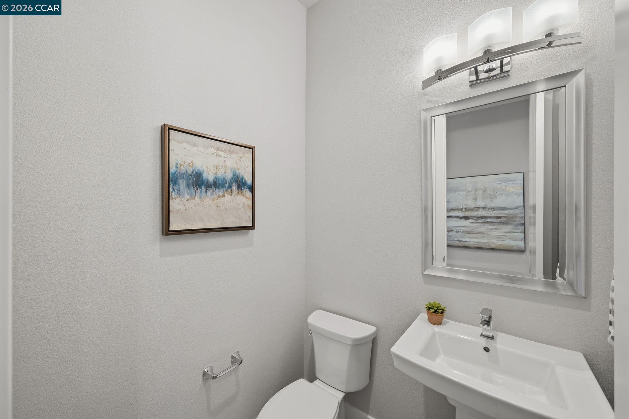 Detail Gallery Image 18 of 50 For 4827 Roberts Ct, Castro Valley,  CA 94552 - 5 Beds | 3/1 Baths