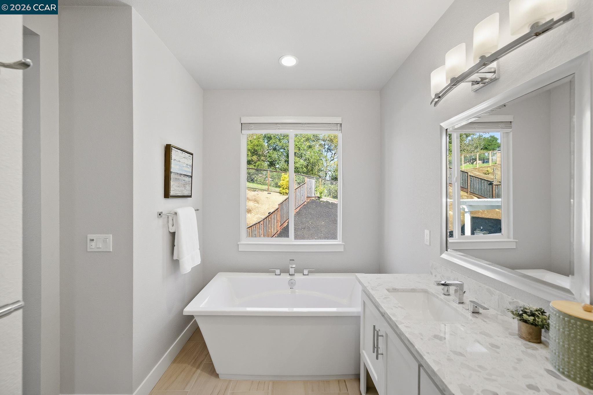 Detail Gallery Image 26 of 50 For 4827 Roberts Ct, Castro Valley,  CA 94552 - 5 Beds | 3/1 Baths