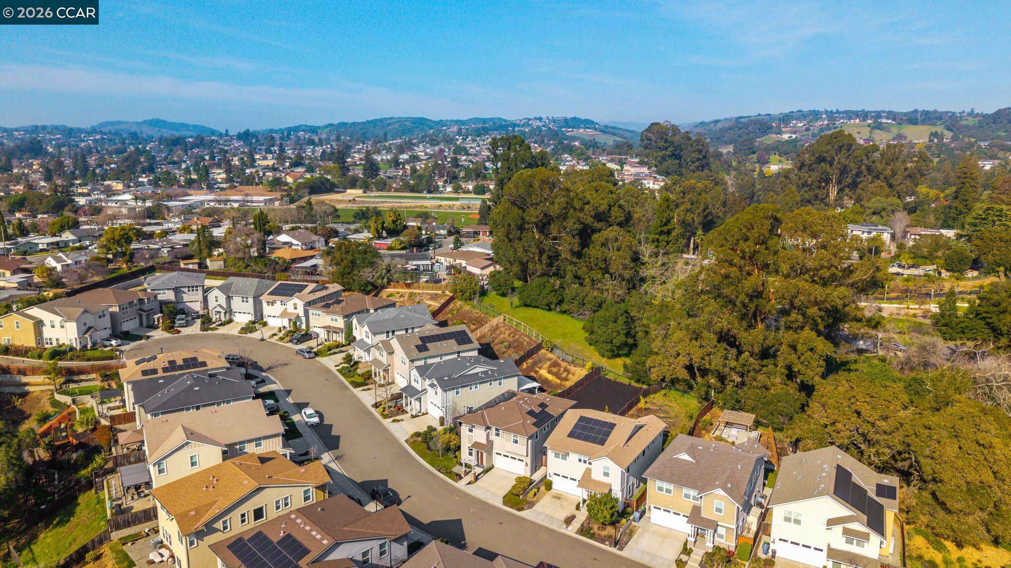 Detail Gallery Image 47 of 50 For 4827 Roberts Ct, Castro Valley,  CA 94552 - 5 Beds | 3/1 Baths