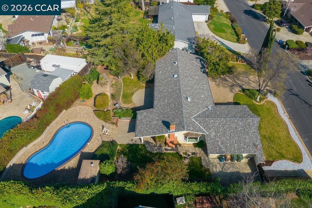 Detail Gallery Image 30 of 41 For 5895 Herriman Dr, Clayton,  CA 94517 - 4 Beds | 2 Baths