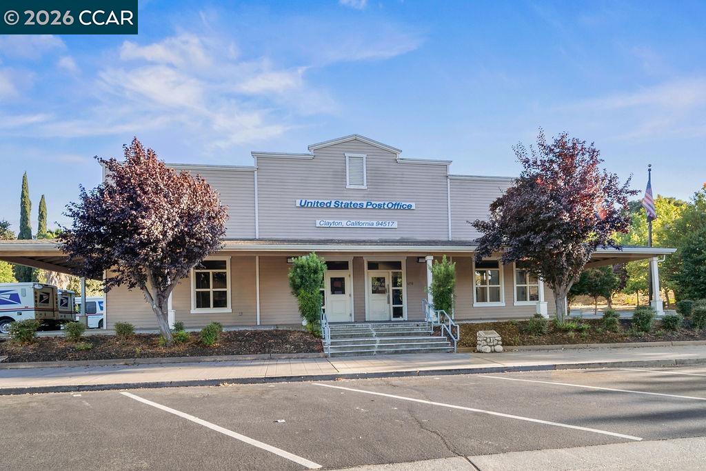 Detail Gallery Image 37 of 41 For 5895 Herriman Dr, Clayton,  CA 94517 - 4 Beds | 2 Baths