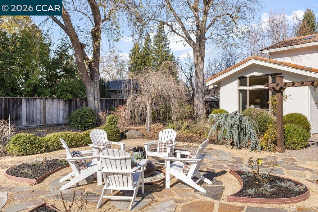 Detail Gallery Image 48 of 60 For 515 La Mancha Ct, Danville,  CA 94526 - 5 Beds | 3/1 Baths