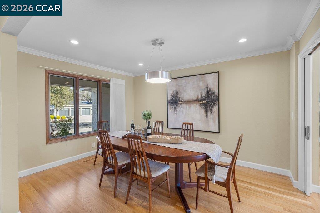 Detail Gallery Image 10 of 60 For 515 La Mancha Ct, Danville,  CA 94526 - 5 Beds | 3/1 Baths