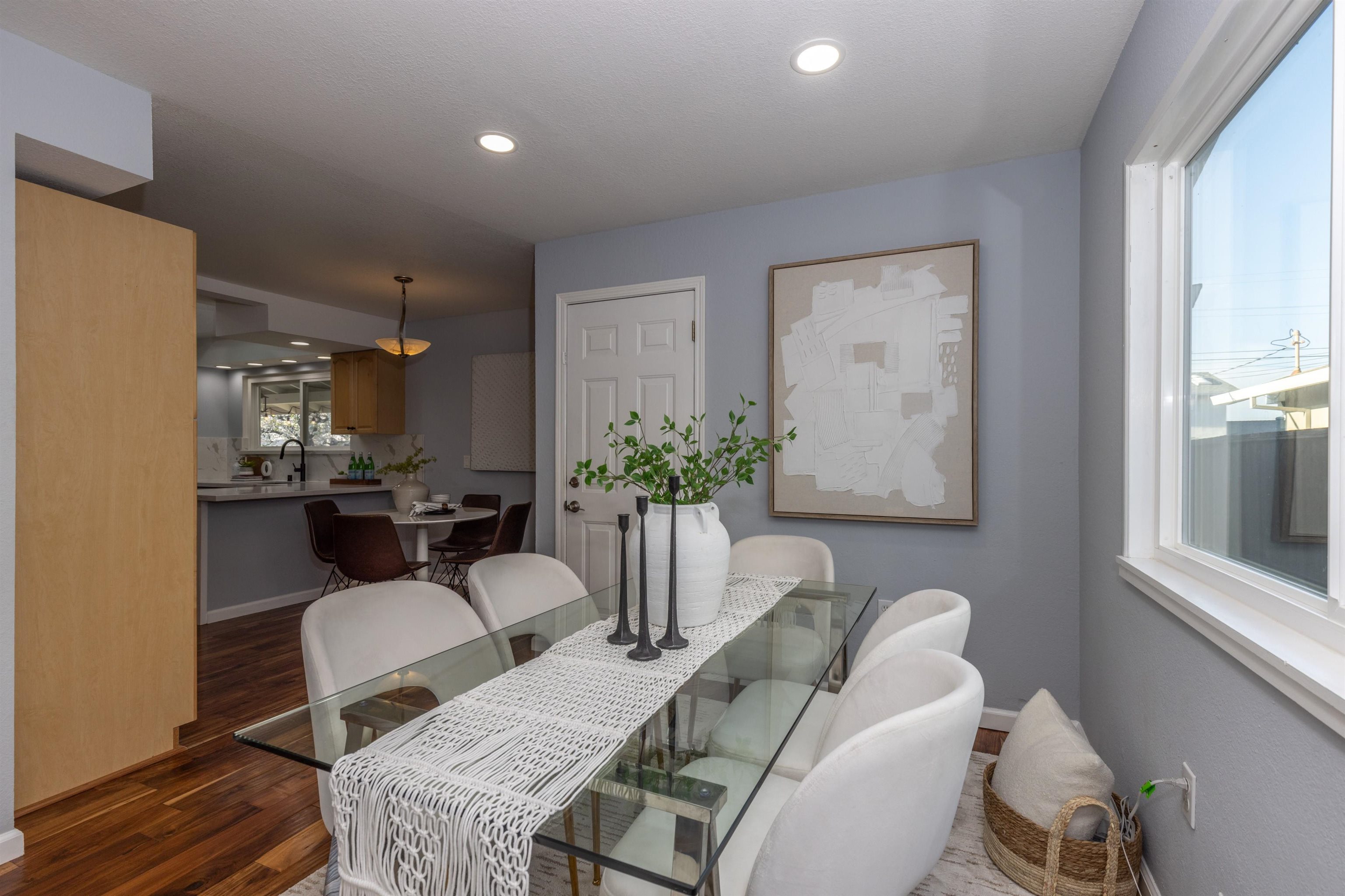 Detail Gallery Image 8 of 45 For 727 Del Mar Ave, Livermore,  CA 94550 - 3 Beds | 2 Baths