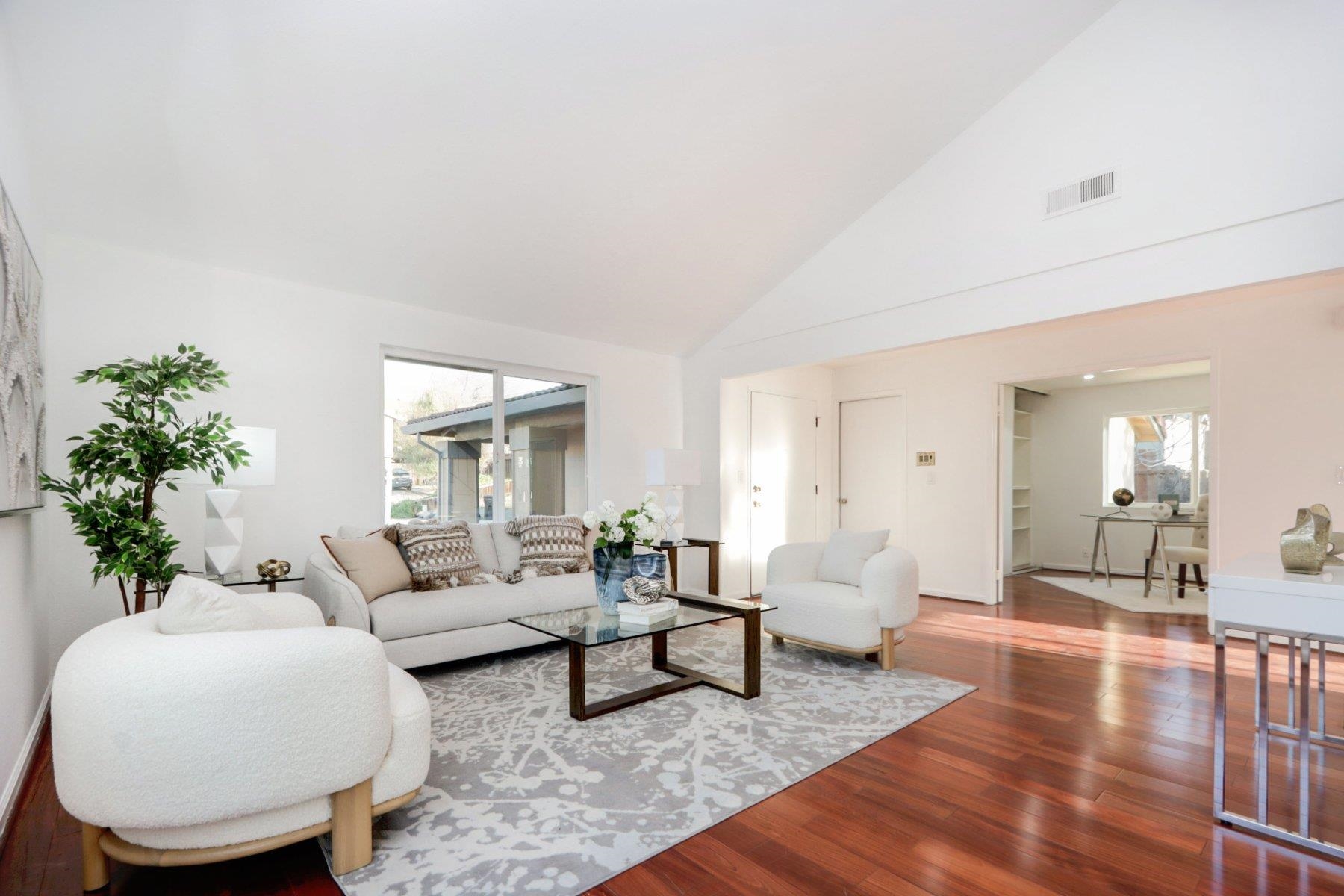 Detail Gallery Image 7 of 45 For 803 Ulmeca Pl, Fremont,  CA 94539 - 4 Beds | 2/1 Baths