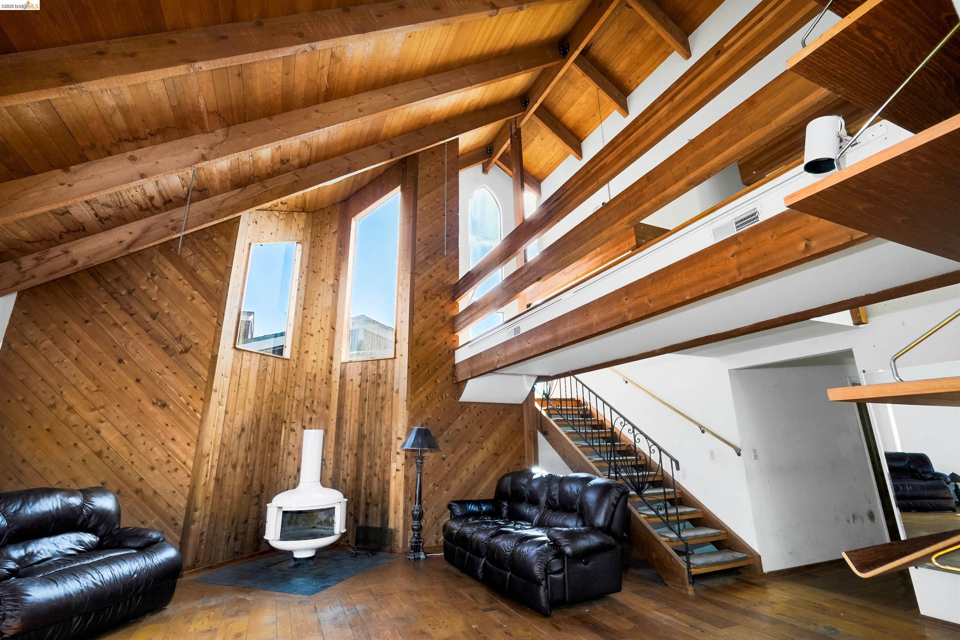 Detail Gallery Image 17 of 60 For 1293 Sanderling Is, Richmond,  CA 94801-4116 - 5 Beds | 2/1 Baths